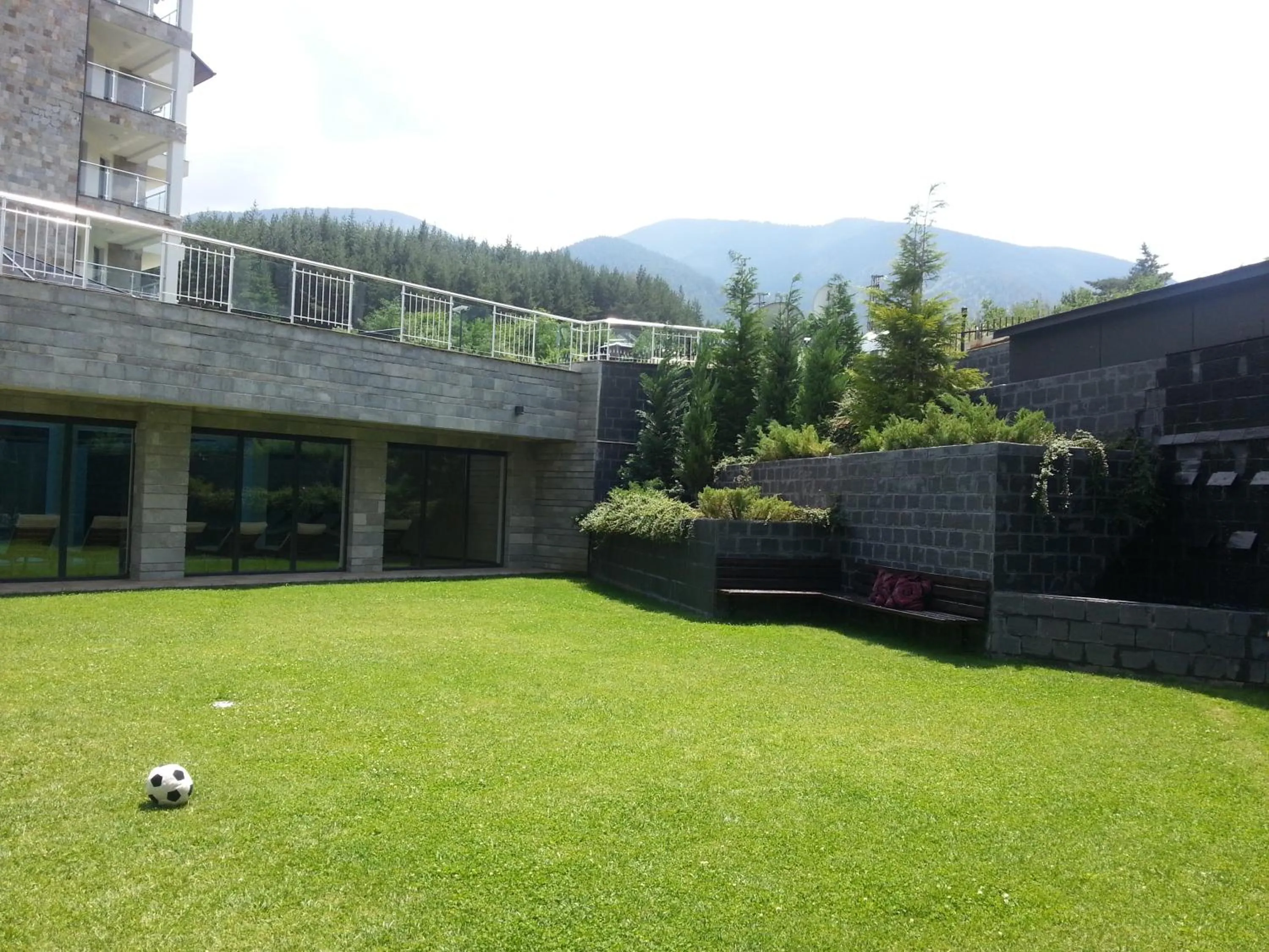 Garden in Saint George Palace Aparthotel