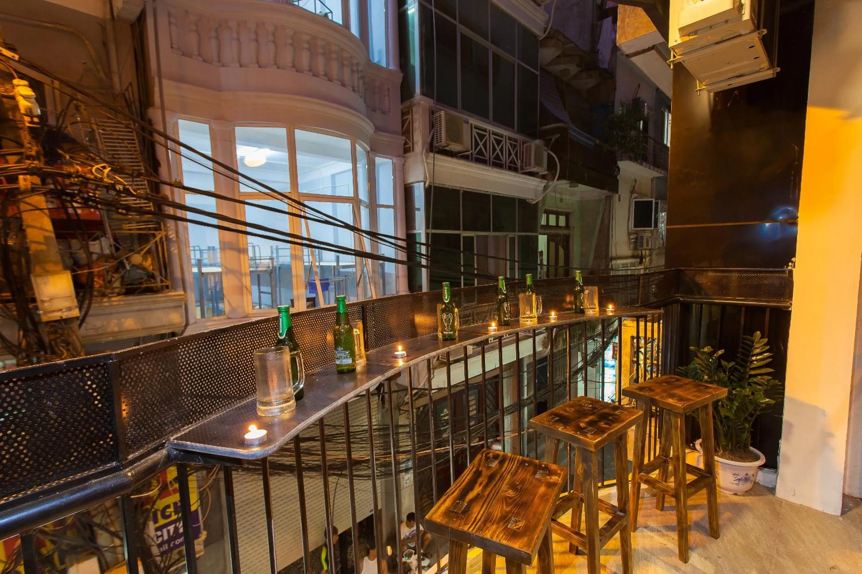 Luxury Backpakers Hotel