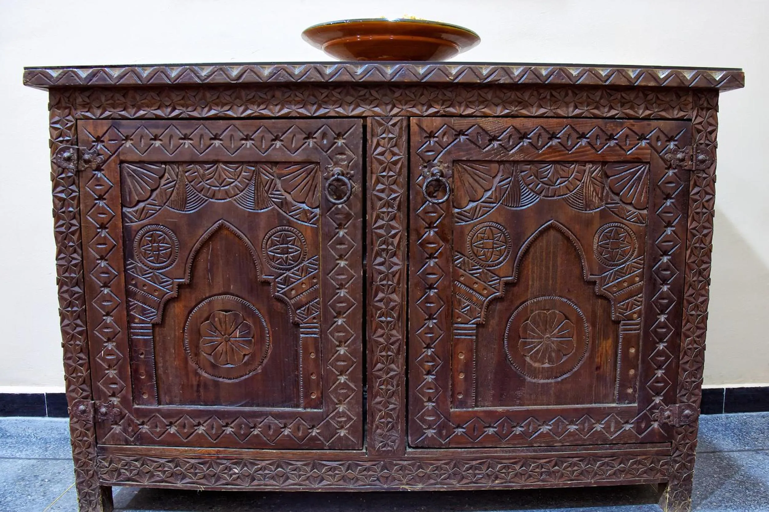 Decorative detail in Hotel Azoul