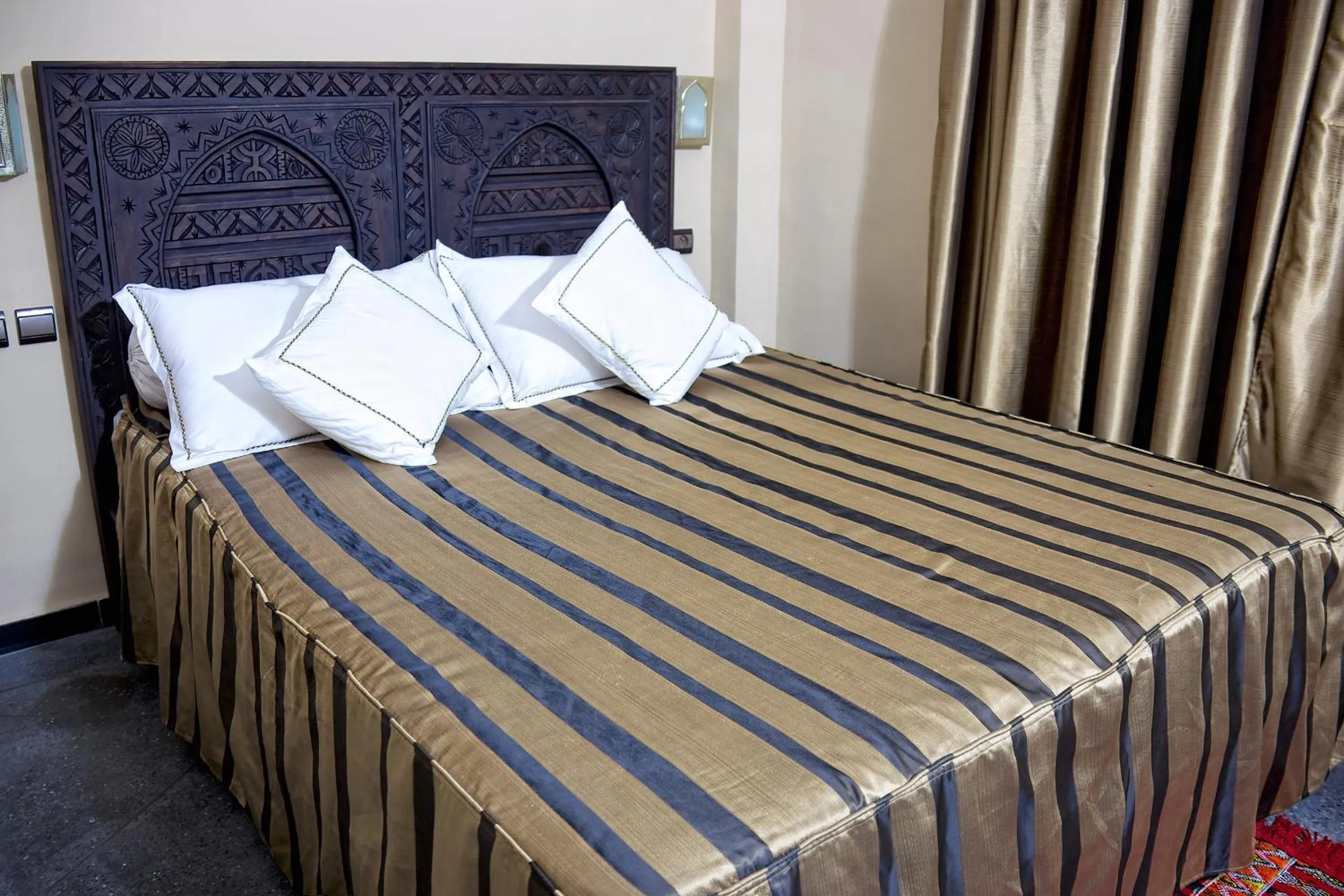 Bedroom, Bed in Hotel Azoul