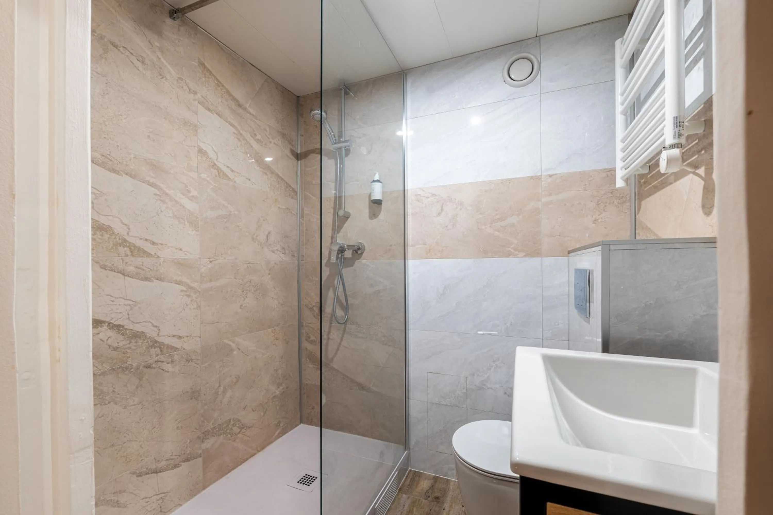 Bathroom in Relais Bergson