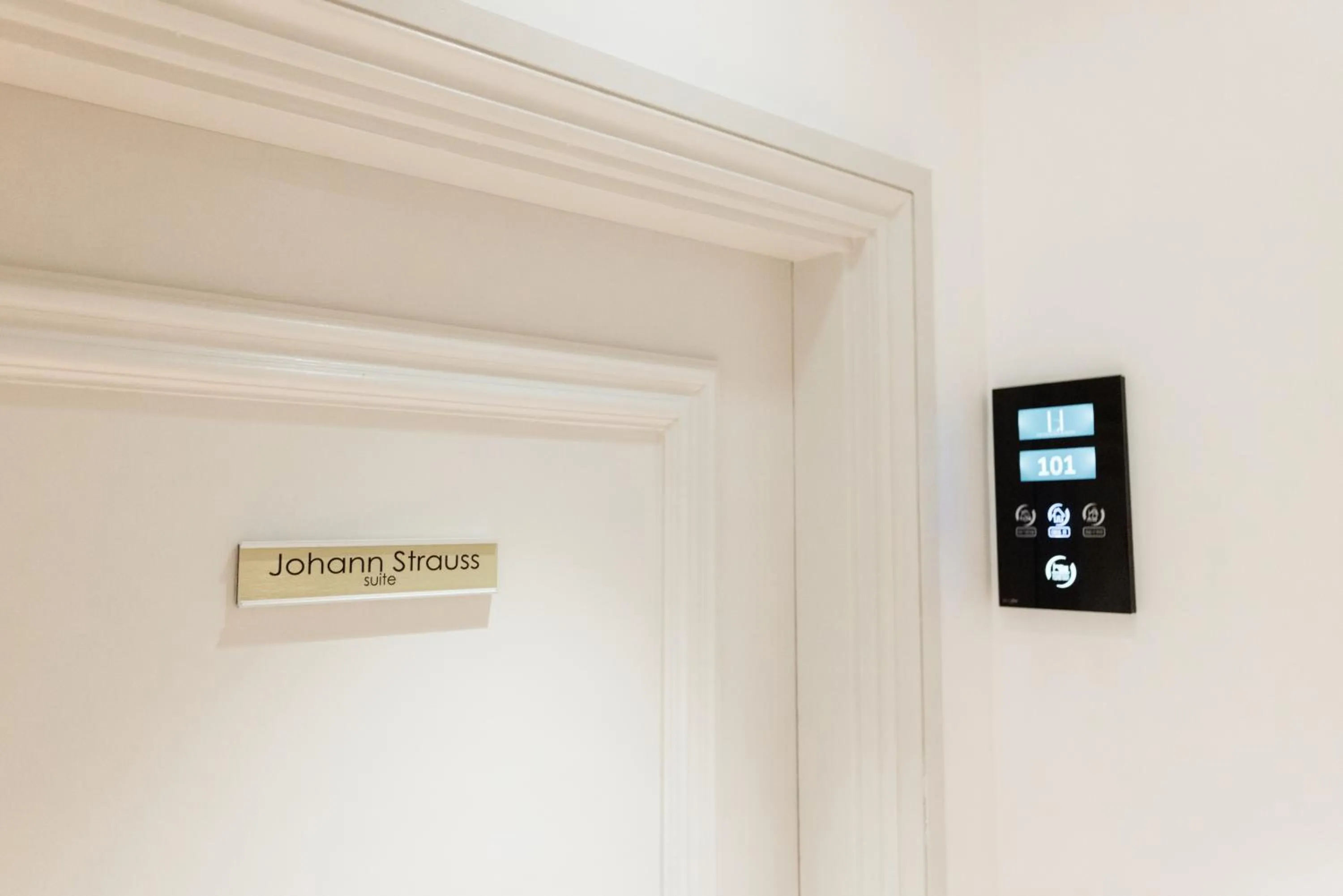 Decorative detail in Leicester House Hotel