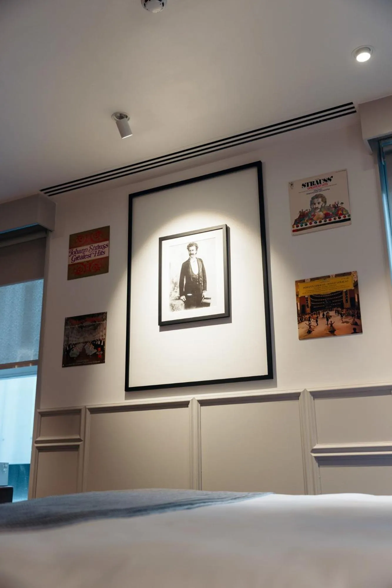 Decorative detail, Bed in Leicester House Hotel