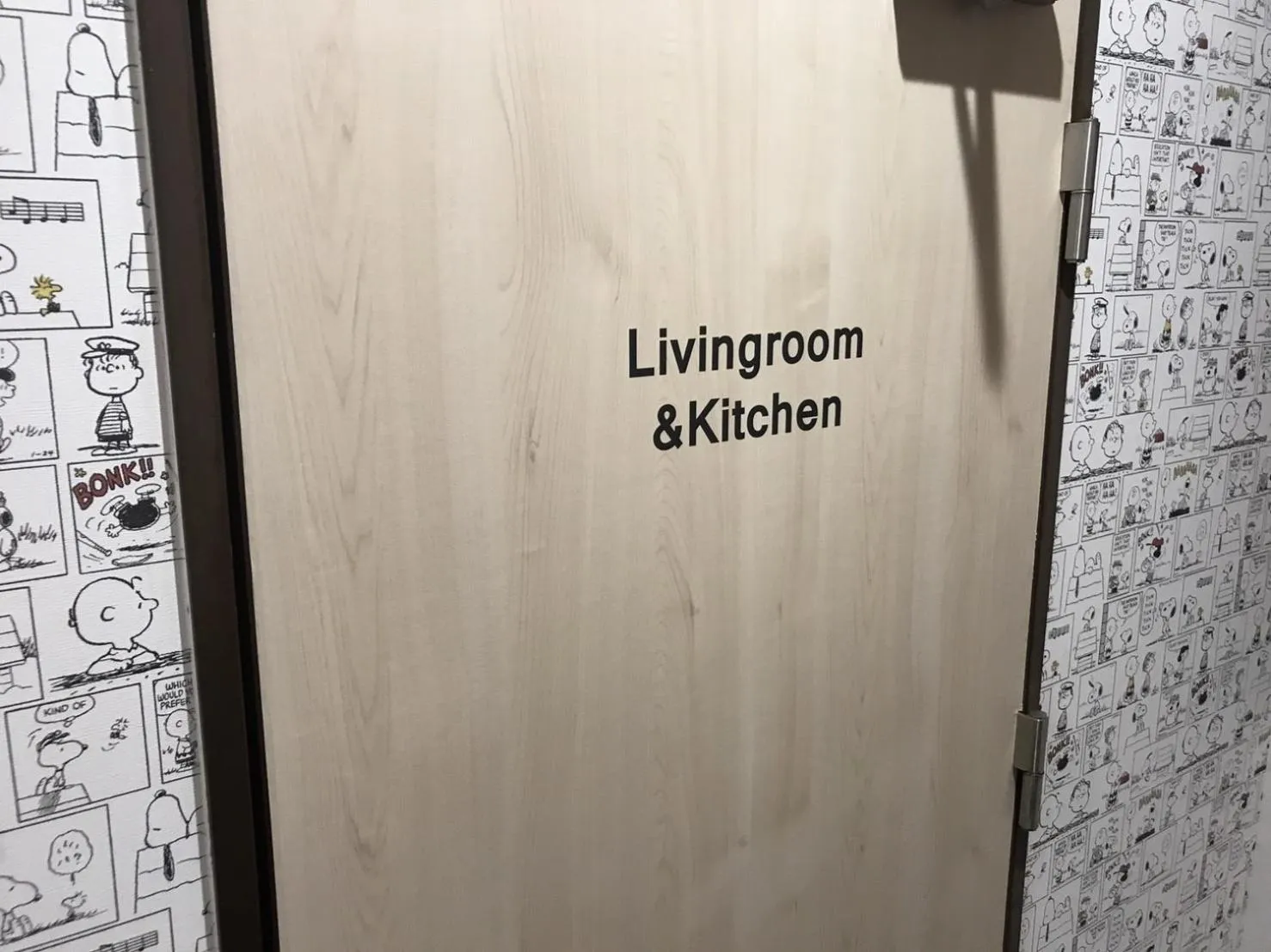 Communal lounge/ TV room in Hondori Inn