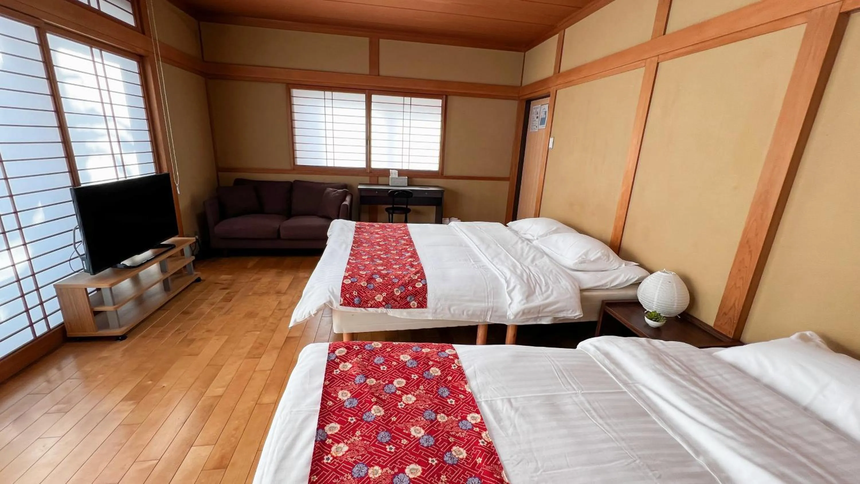Bed in Hondori Inn