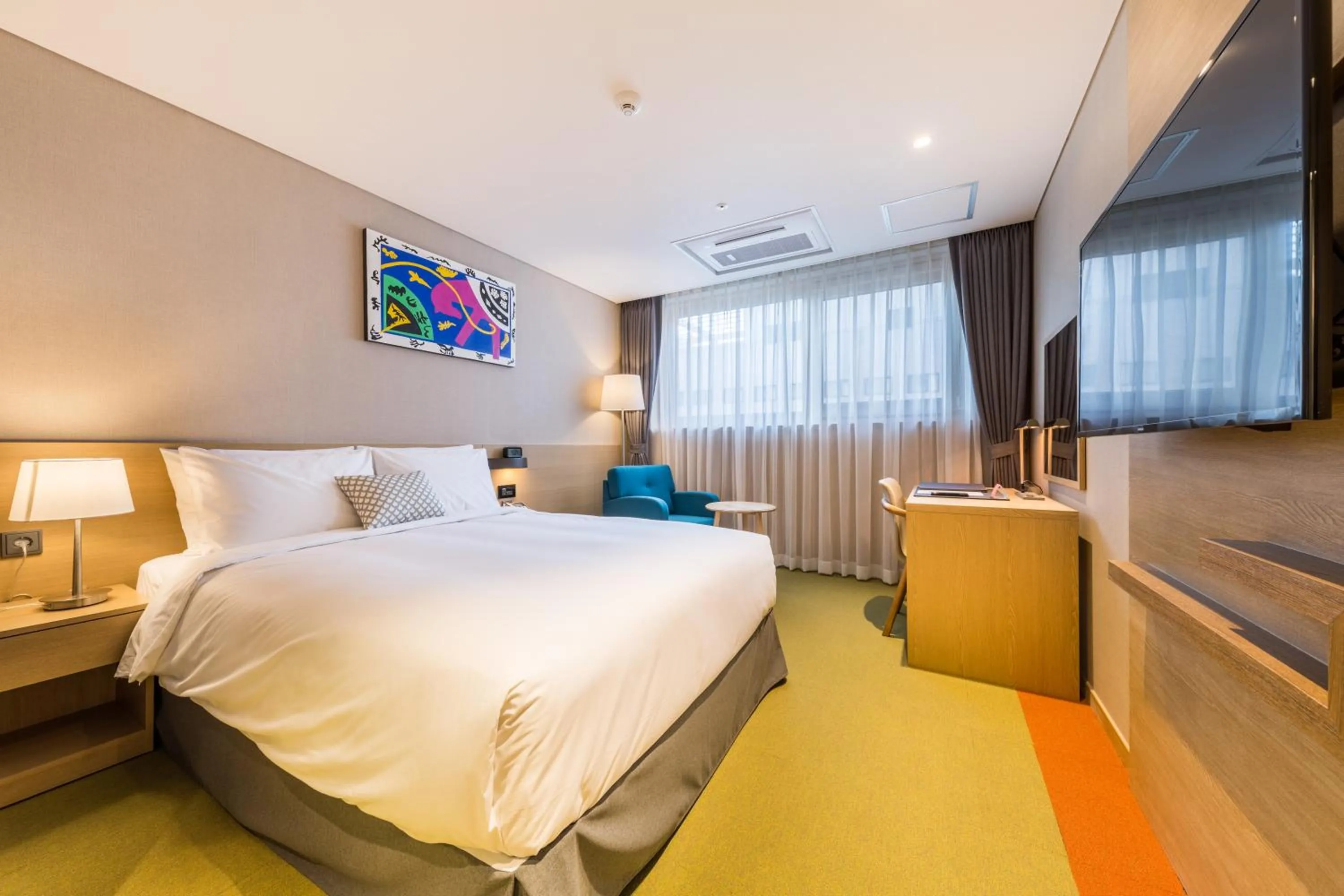 Bedroom, Bed in Howard Johnson by Wyndham Incheon Airport