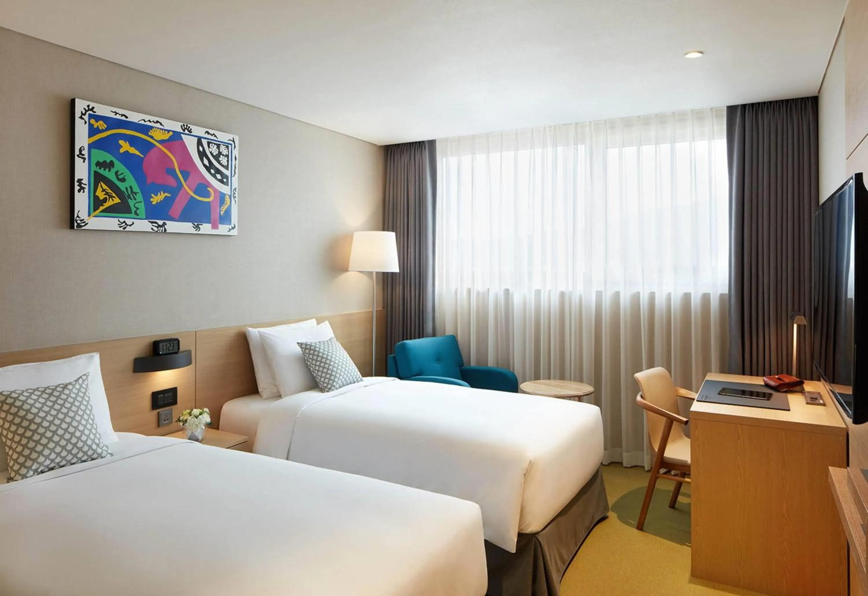 Photo of the whole room, Bed in Howard Johnson by Wyndham Incheon Airport