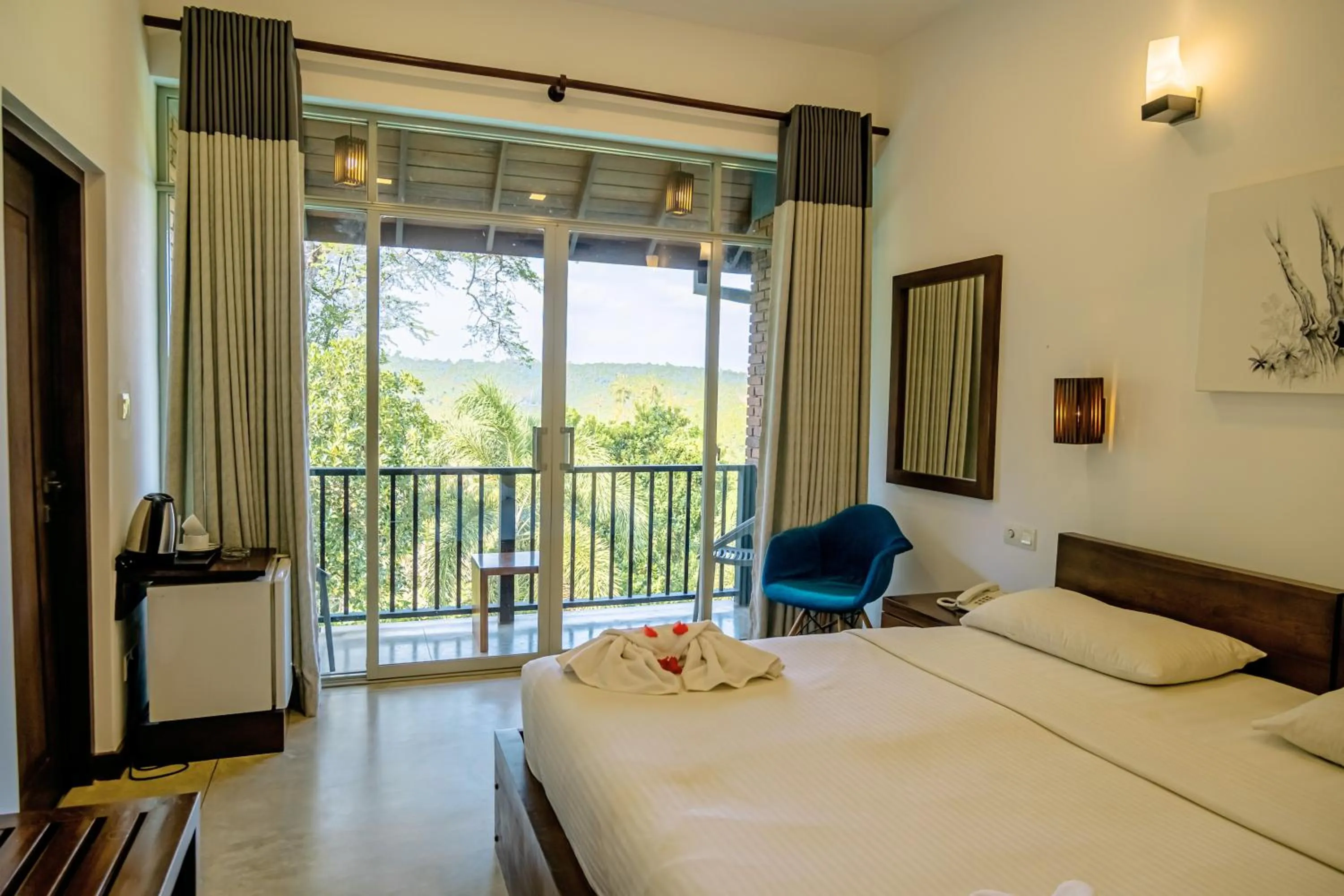 View (from property/room), Bed in Somerset Mirissa Eco