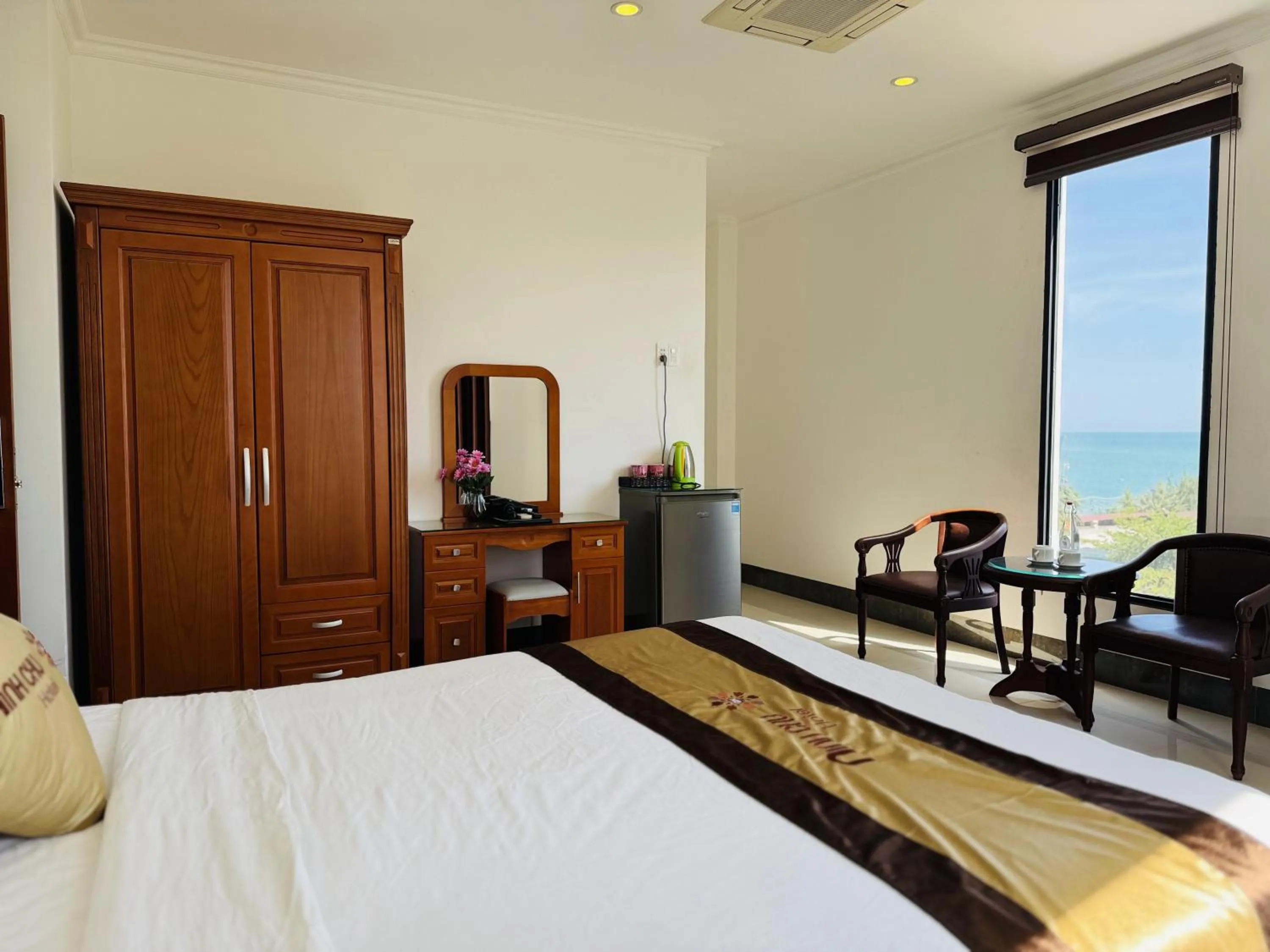 Bedroom, Bed in Khách Sạn Ninh Chữ