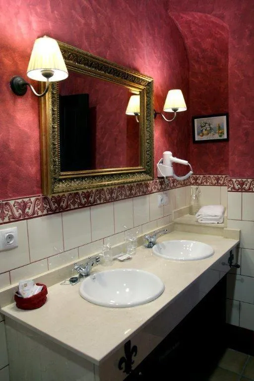 Bathroom in La Posada Del Infante