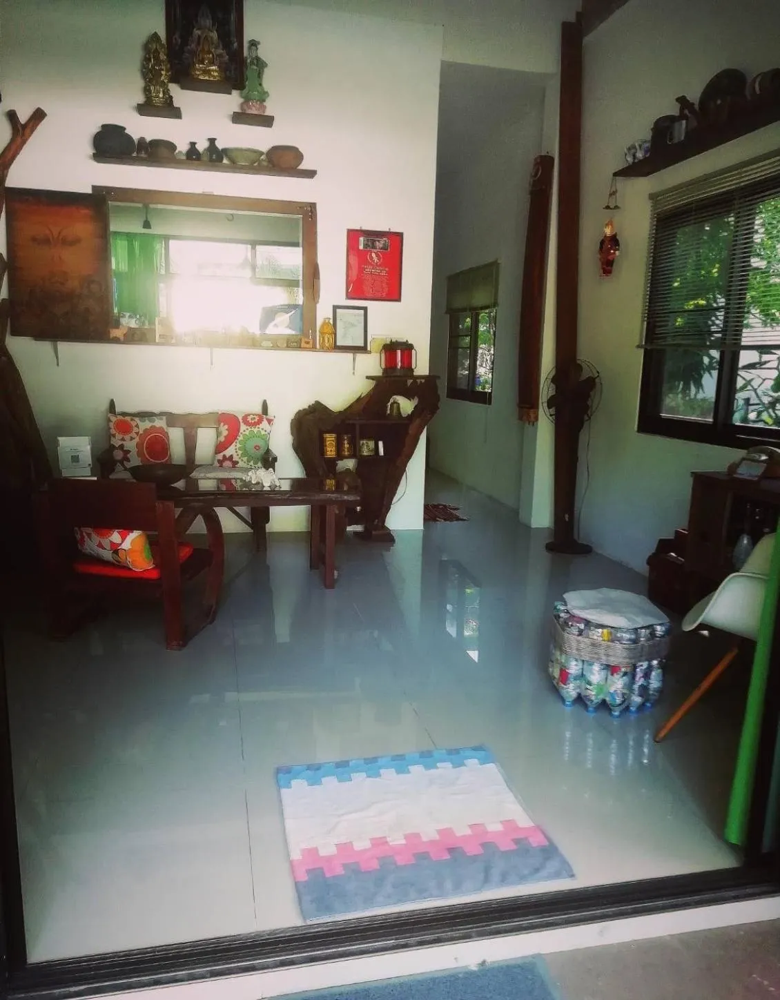 Seating area in Rec Art (House of recycle+Art)