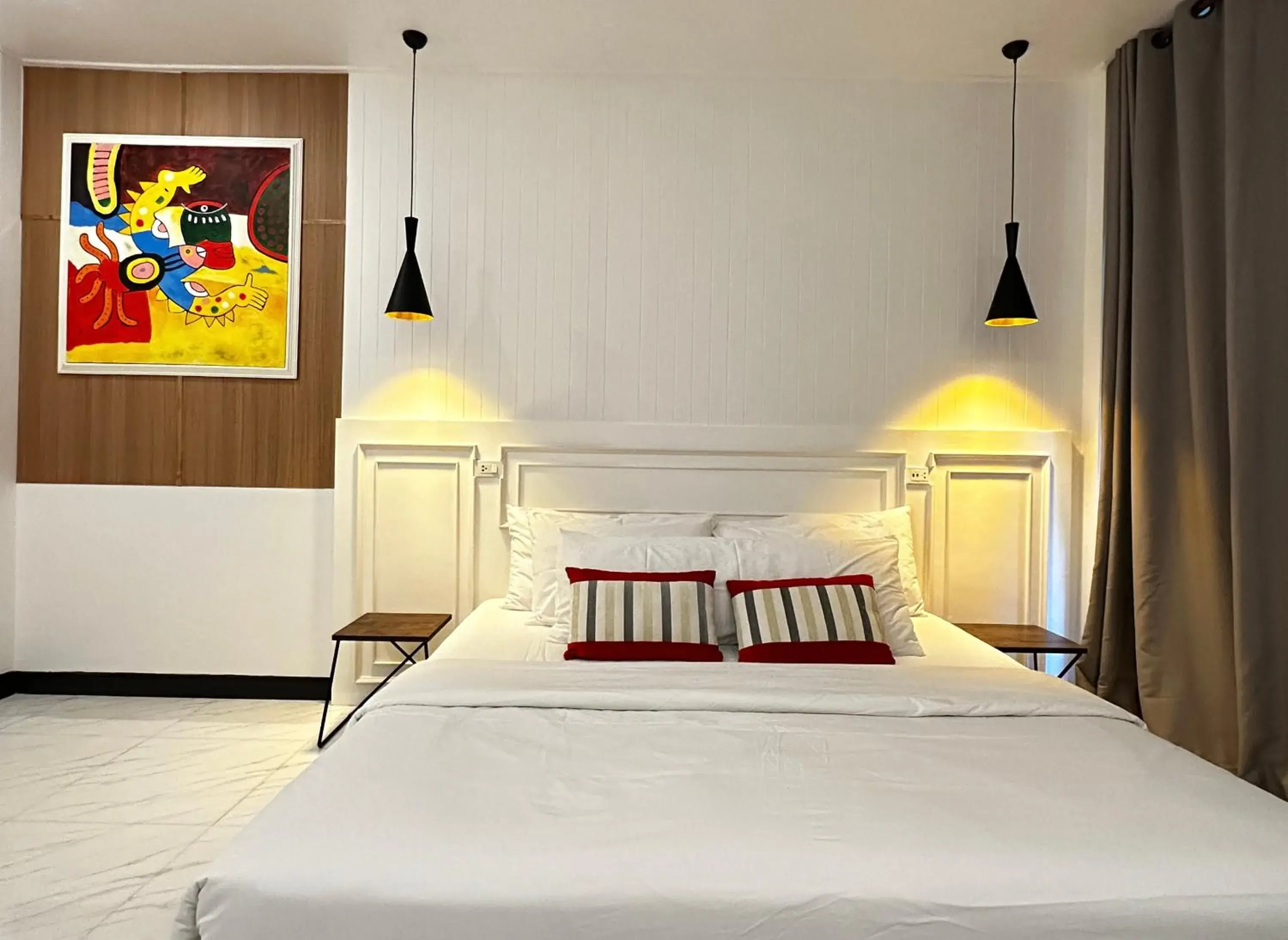 Deluxe Double Room - single occupancy in Koh Kood BED's Deluxe Double Room - single occupancy in Koh Kood BED's