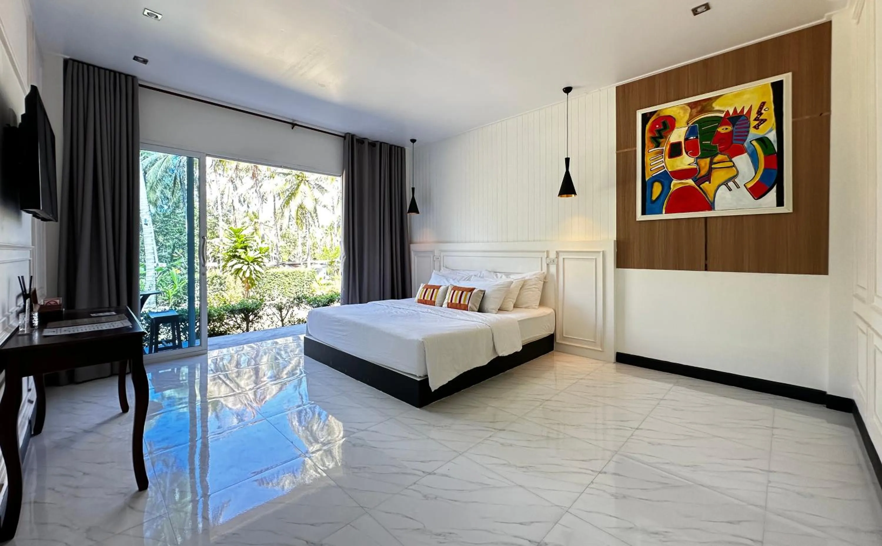 Photo of the whole room, Bed in Koh Kood BED's