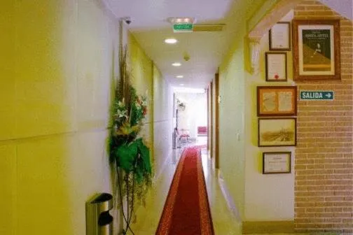 Day in Hotel Restaurante Salvadora