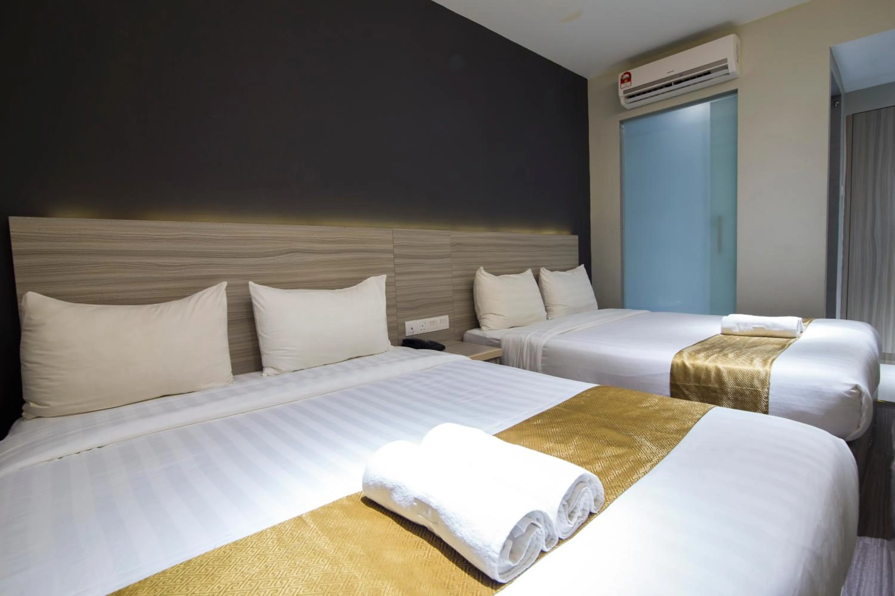 Shower, Bed in Hotel 99 Kelana Jaya - Petaling Jaya