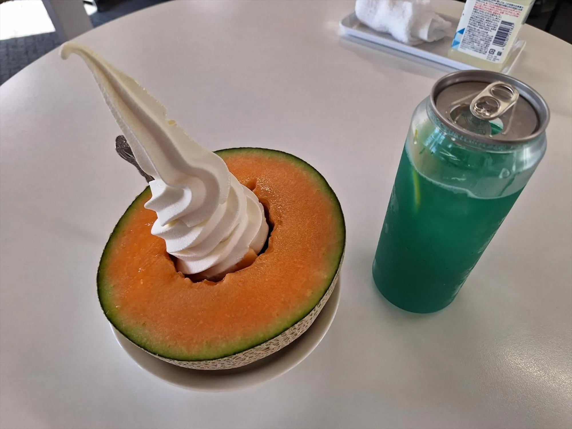 Food and drinks in Jadan House