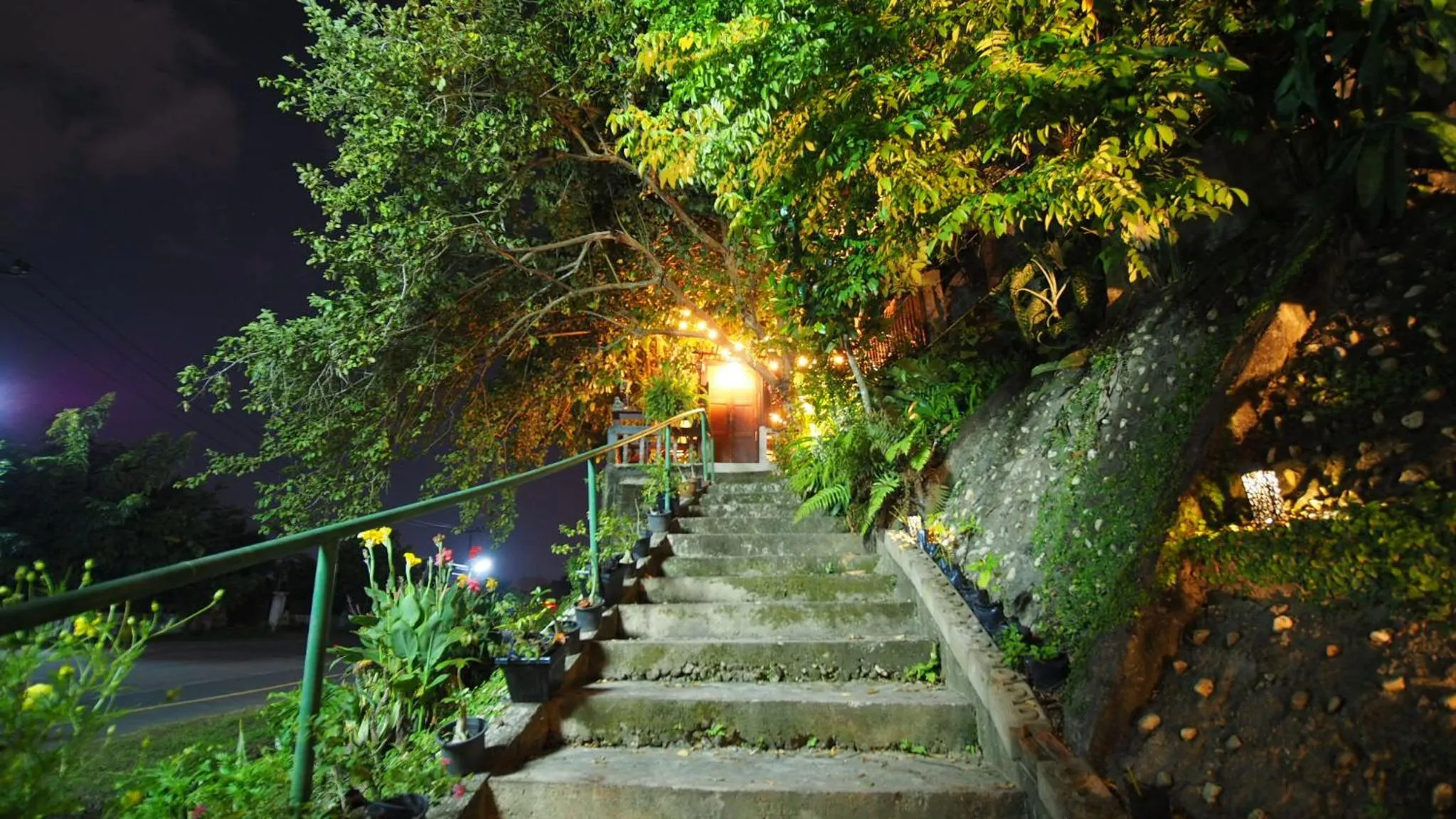 Property building in Pround Nan Cottage