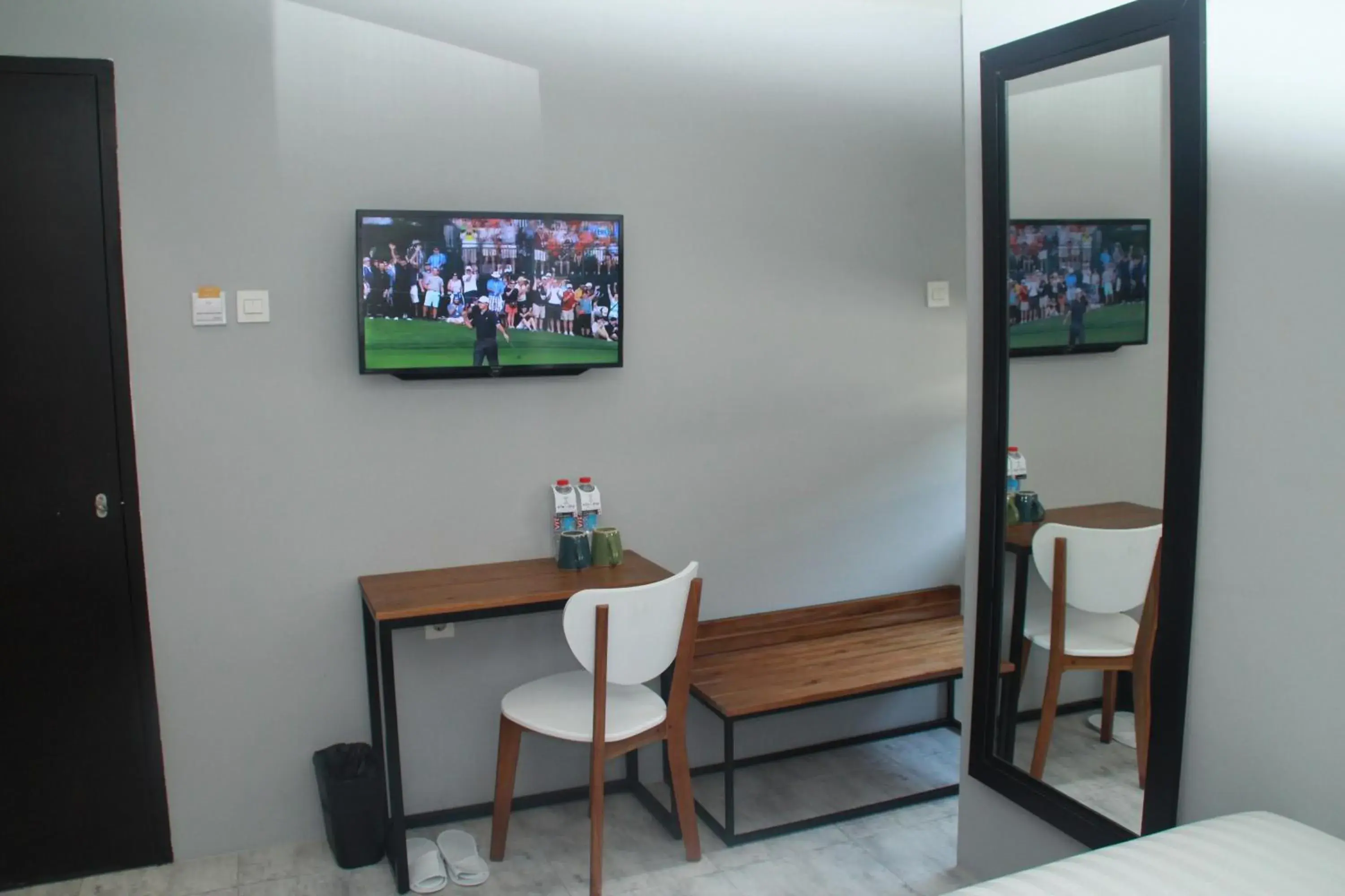 Superior Double or Twin Room in Nite & Day Surabaya - Kedungdoro Superior Double or Twin Room in Nite & Day Surabaya - Kedungdoro