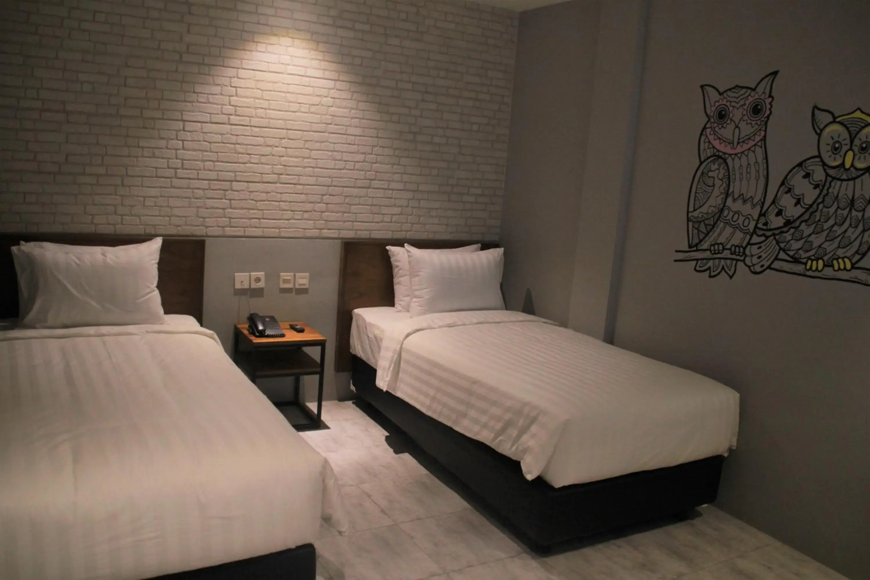 Standard Double or Twin Room in Nite & Day Surabaya - Kedungdoro Standard Double or Twin Room in Nite & Day Surabaya - Kedungdoro