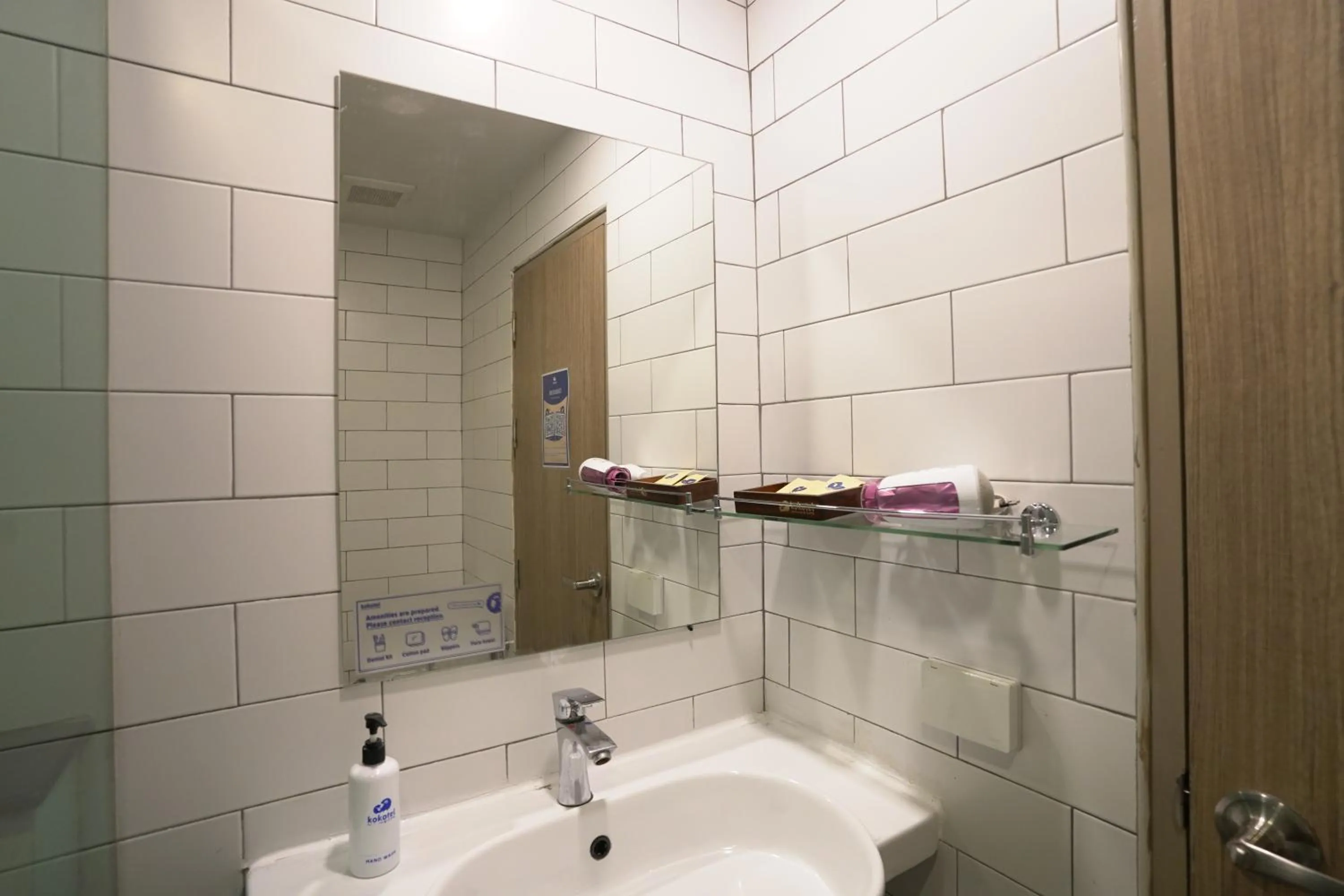 Bathroom in Kokotel Krabi Oasis