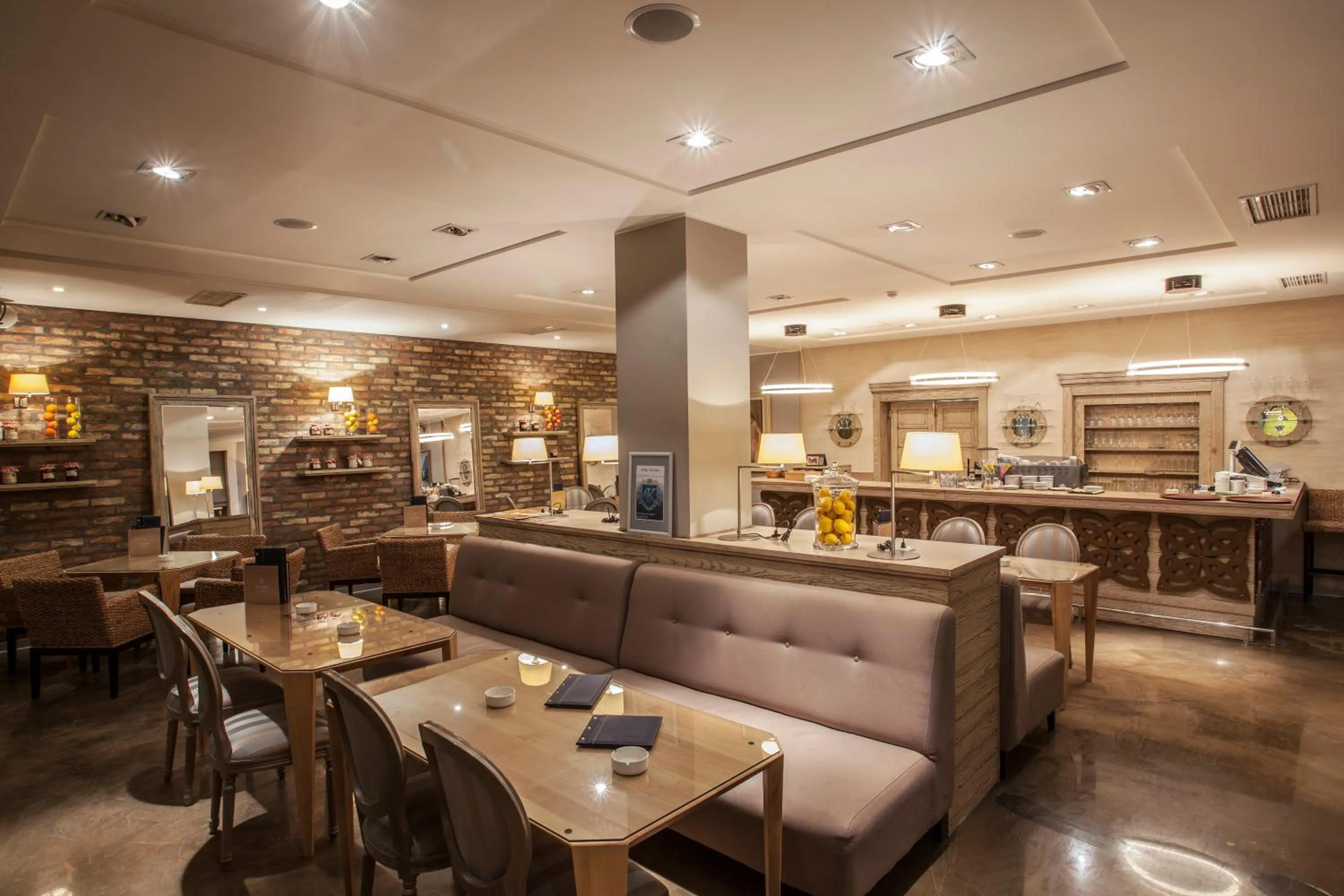 Lounge or bar in Hotel Palisad