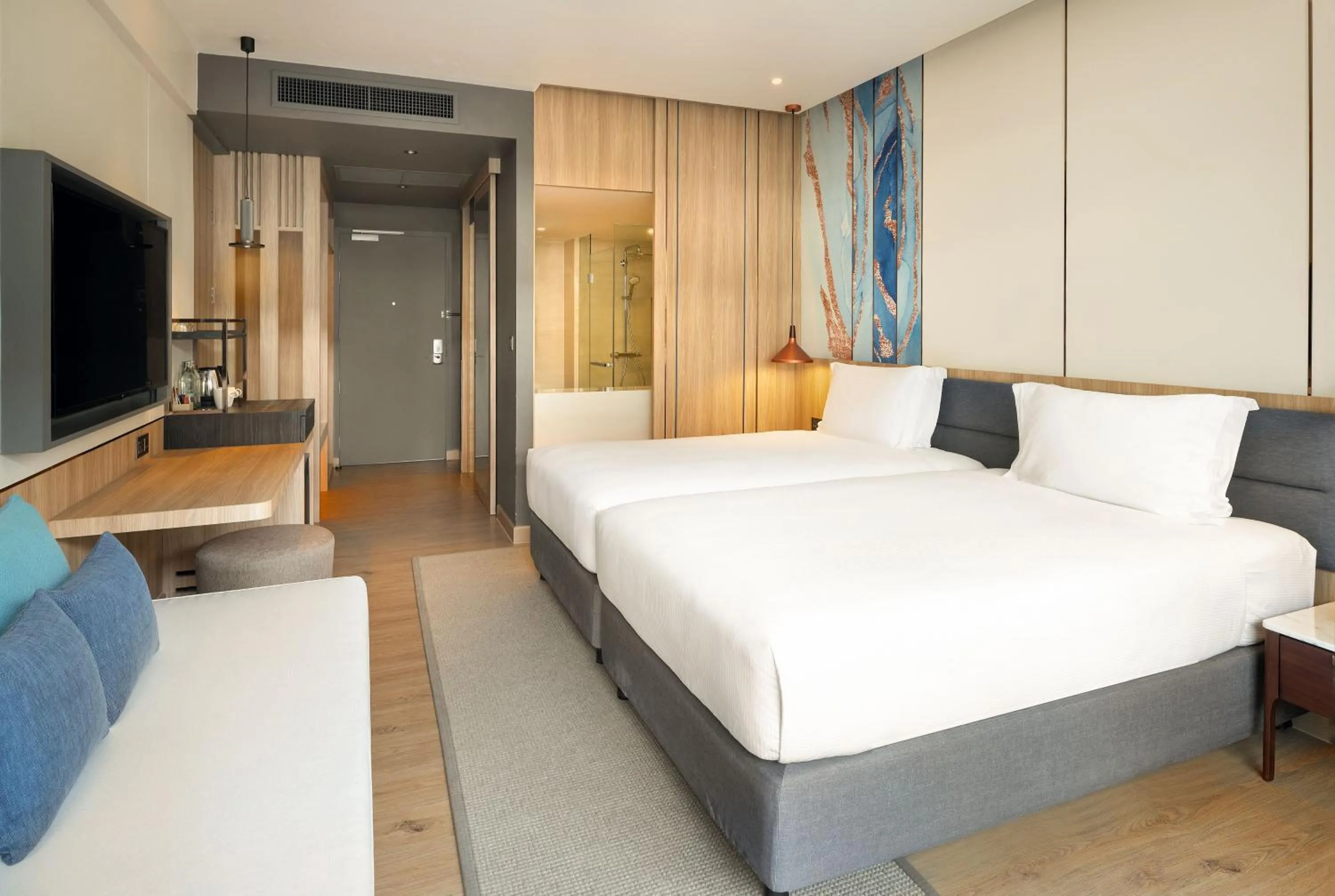 Bed in DoubleTree by Hilton Phuket Banthai Resort