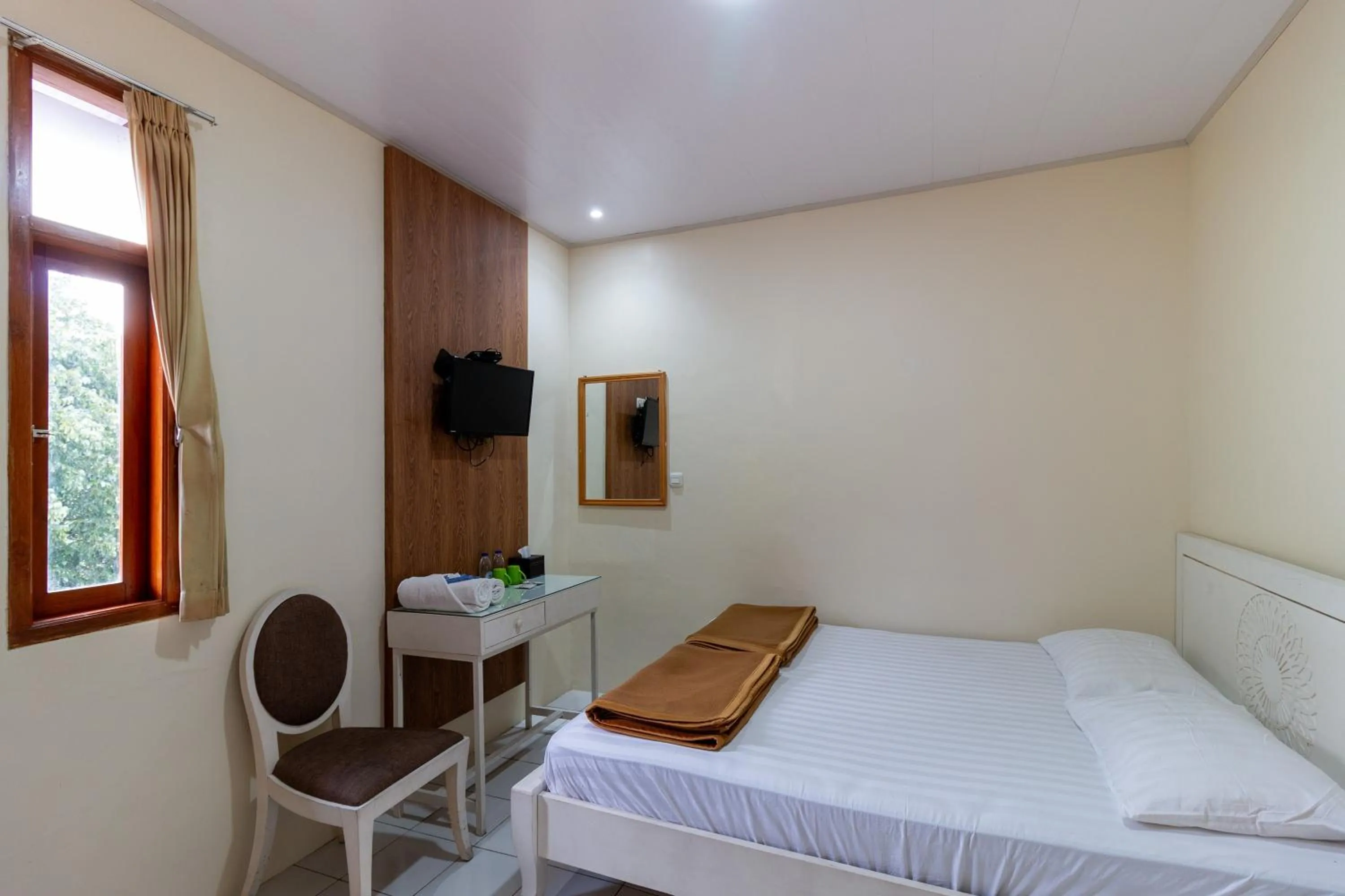 Bed in Jayagiri Guesthouse By Belgareti