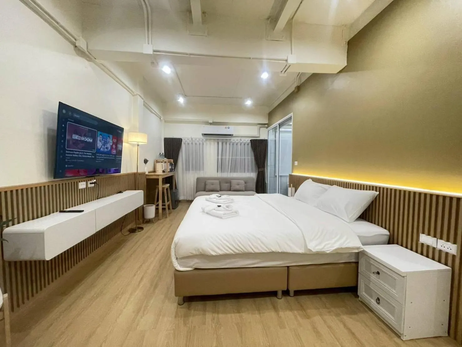 Bed in Shade House - Phuket Downtown