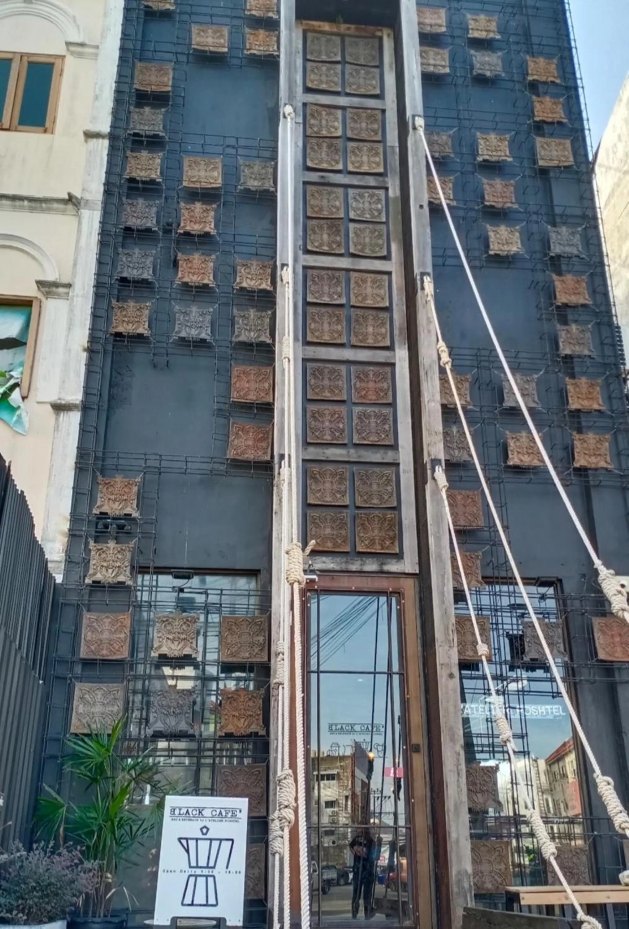 Property building in Shade House - Phuket Downtown