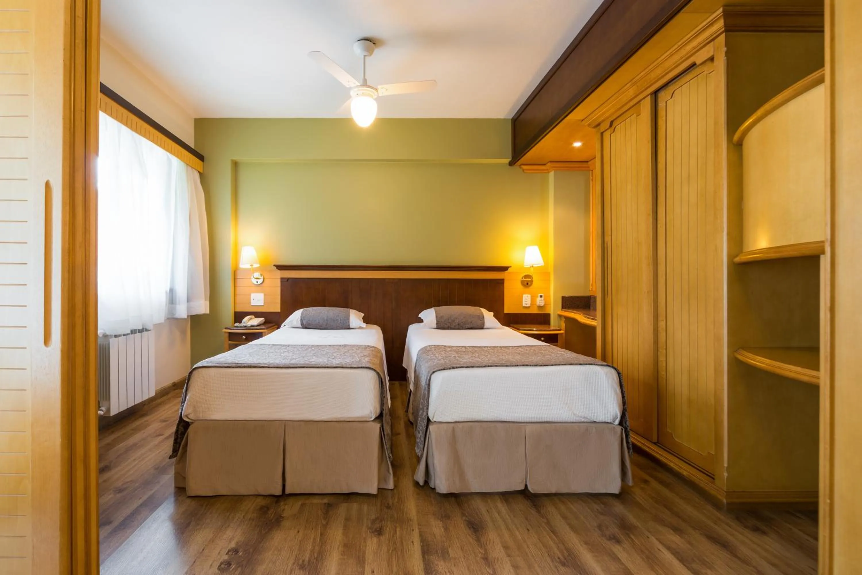 Bedroom, Bed in Hotel Laghetto Toscana