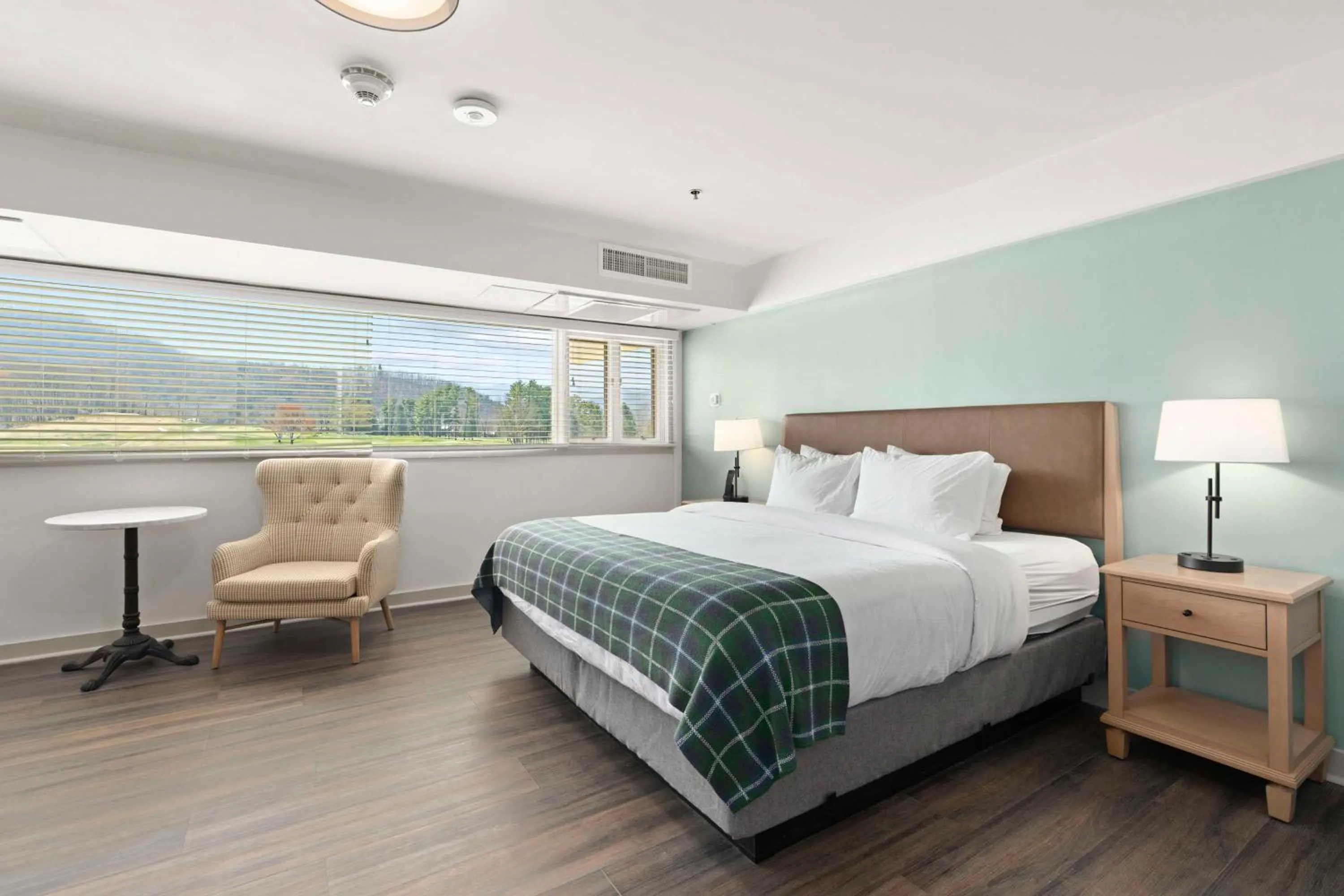 Bed in Waynesville Inn and Golf Club, Tapestry Collection by Hilton