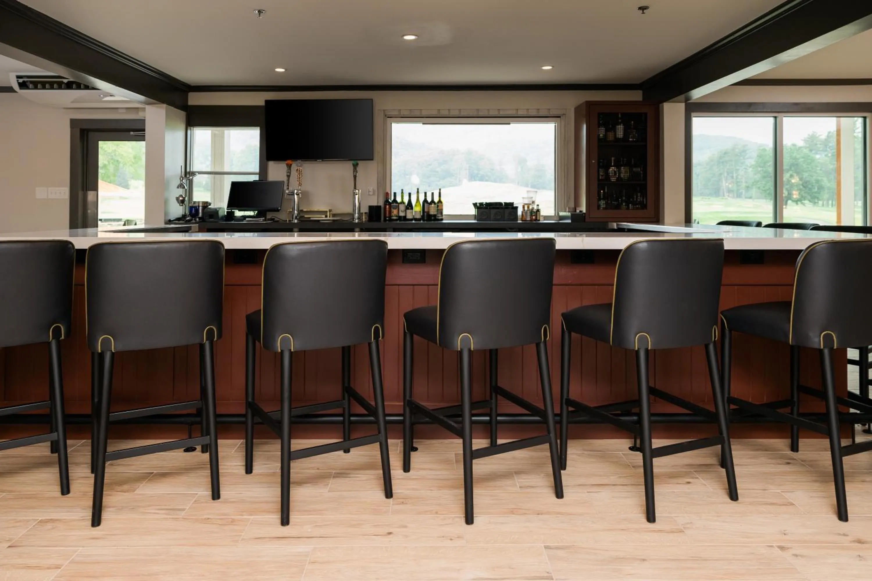 Restaurant/places to eat in Waynesville Inn and Golf Club, Tapestry Collection by Hilton