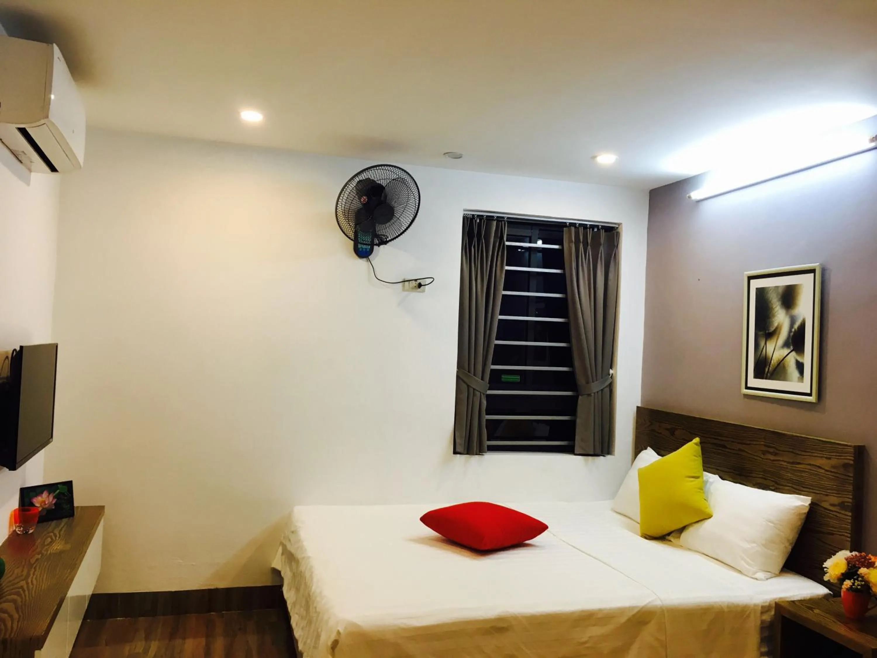 Bed in V House 5 Serviced Apartment