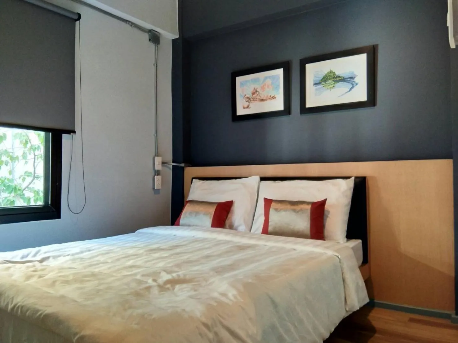 Bed in The Chatbox Silom Hostel