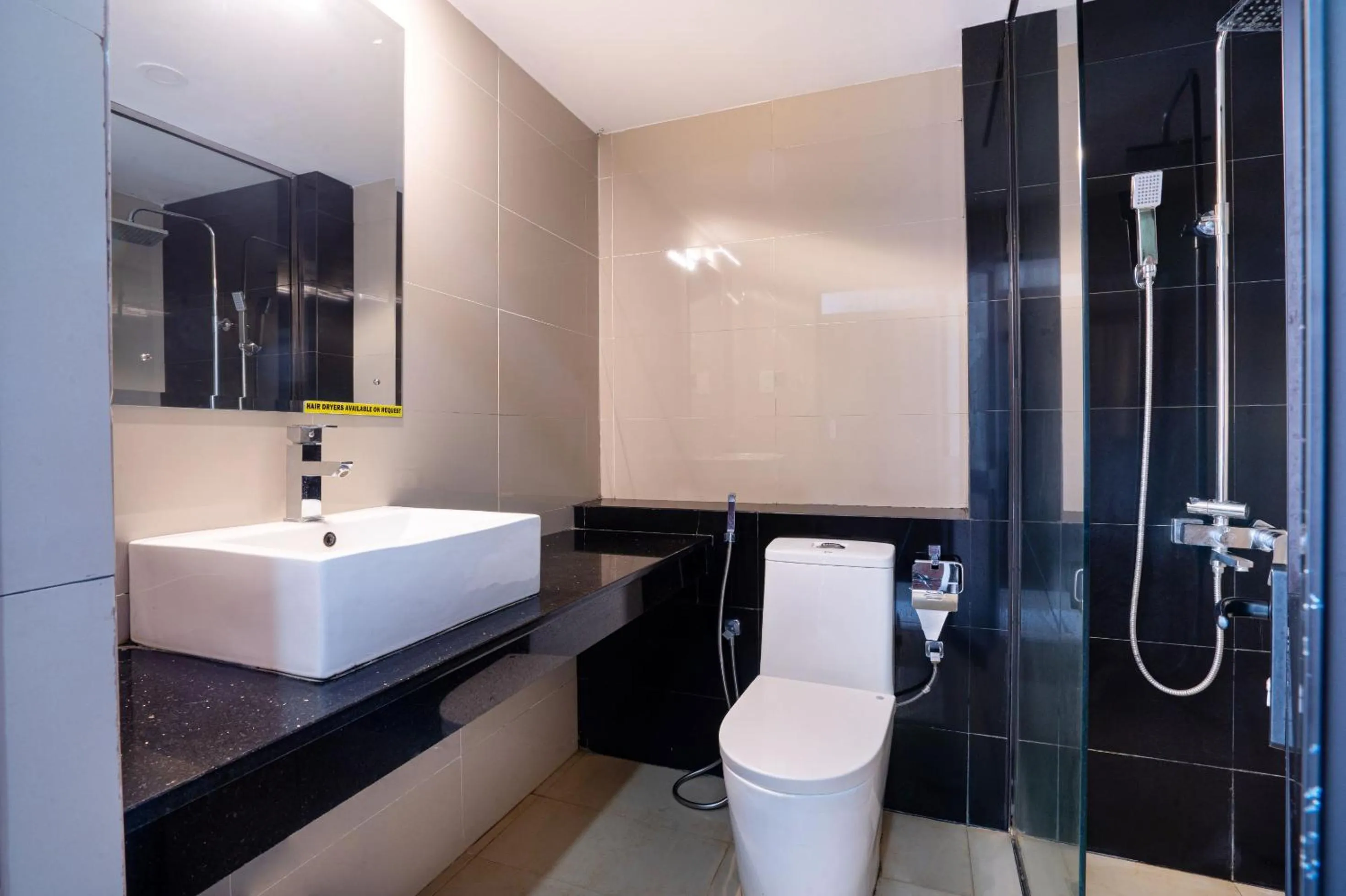 Shower in Lavendish Wild Safari