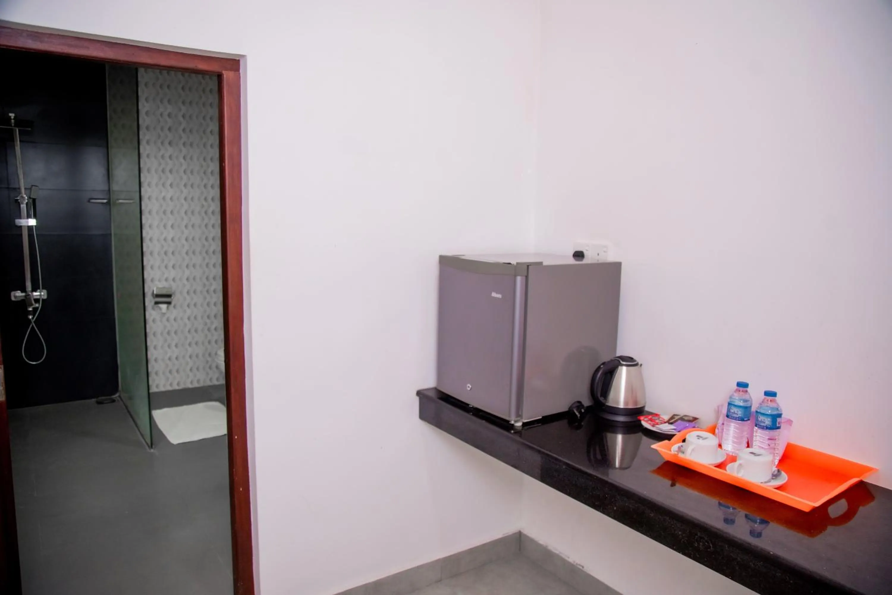 Coffee/tea facilities in Lavendish Wild Safari