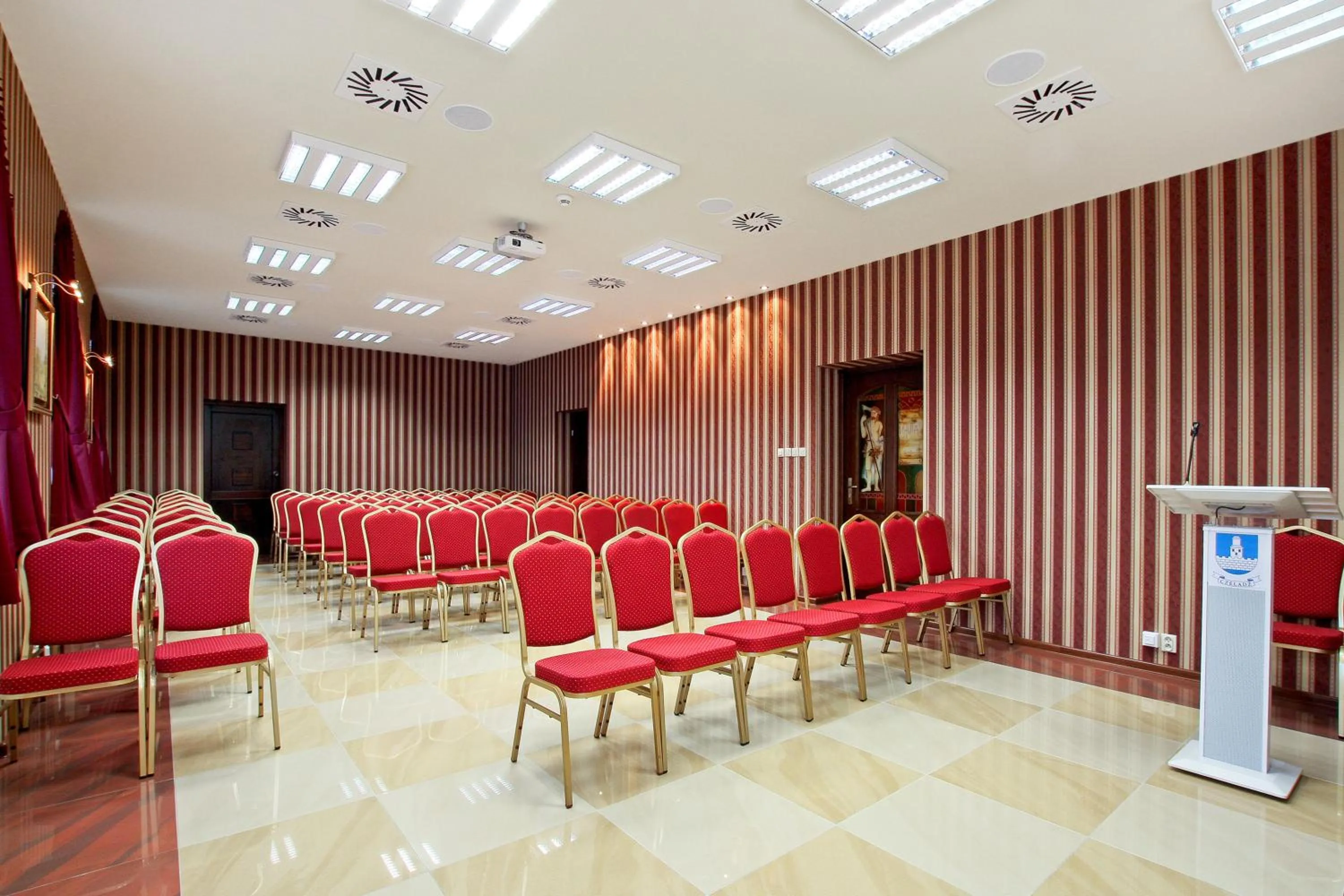 Meeting/conference room in Pałac Saturna