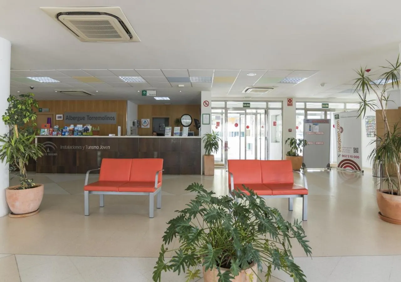 Lobby or reception in Albergue Inturjoven Torremolinos
