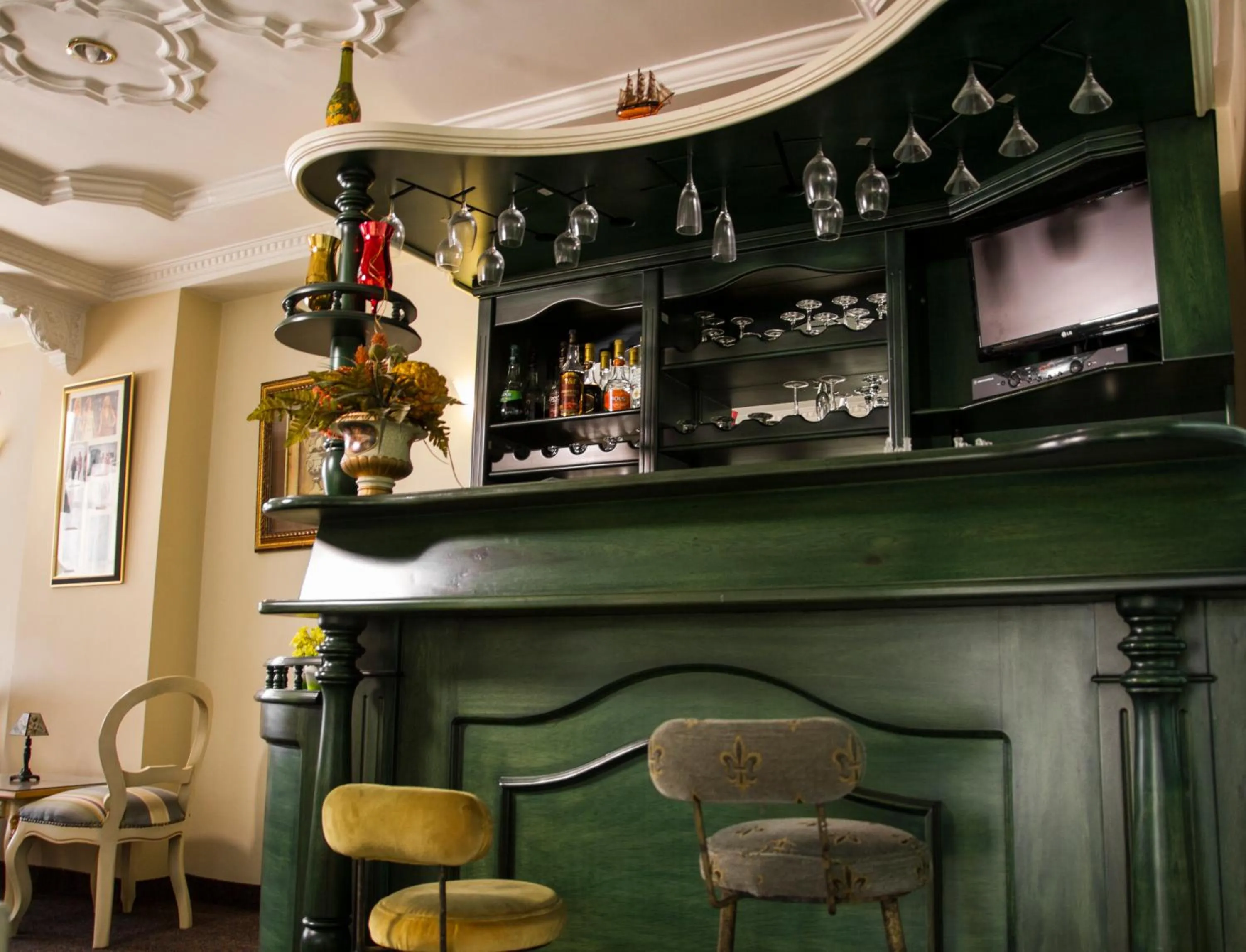Lounge or bar in Eugenia Hotel