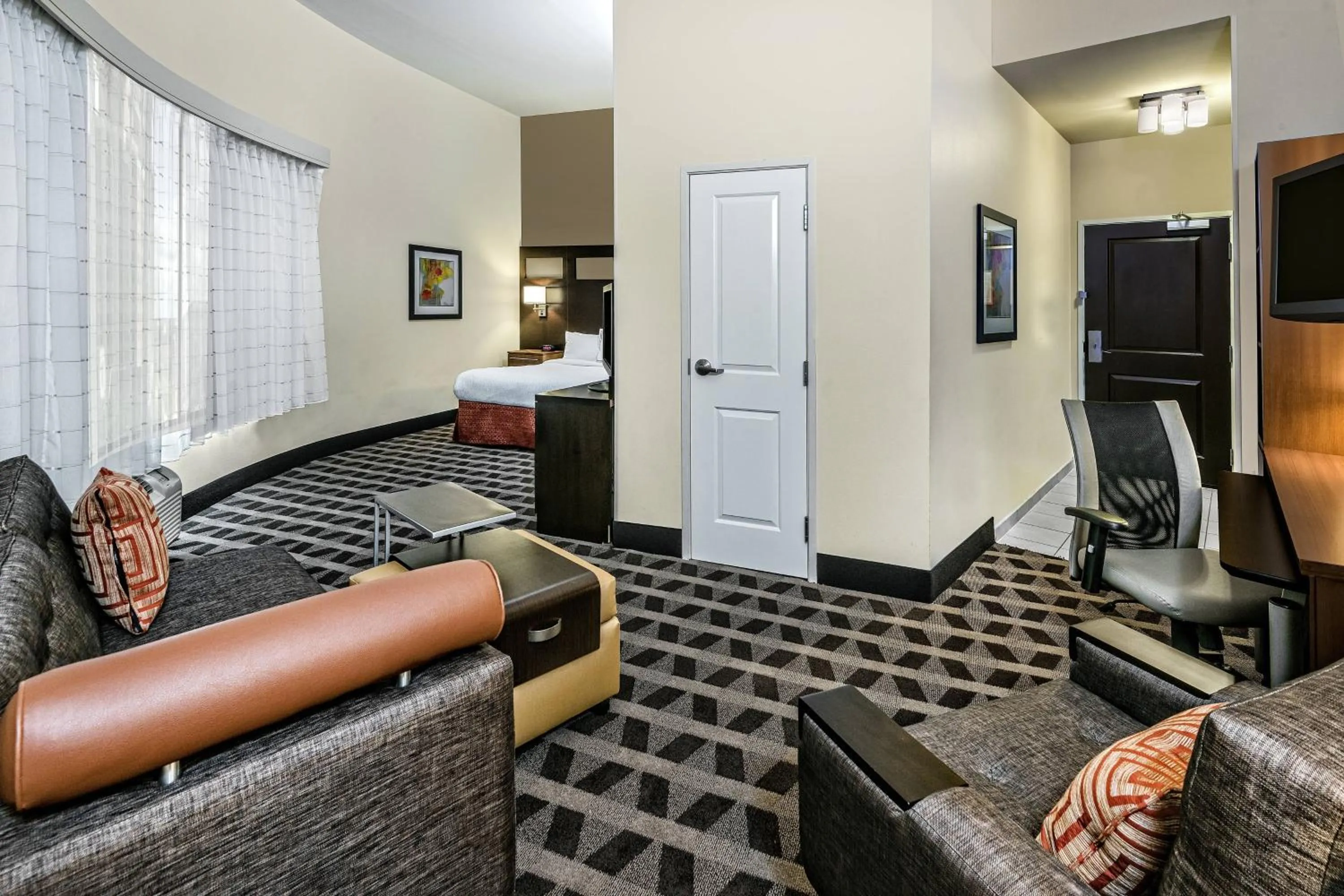 Photo of the whole room in TownePlace Suites by Marriott San Antonio Downtown Riverwalk