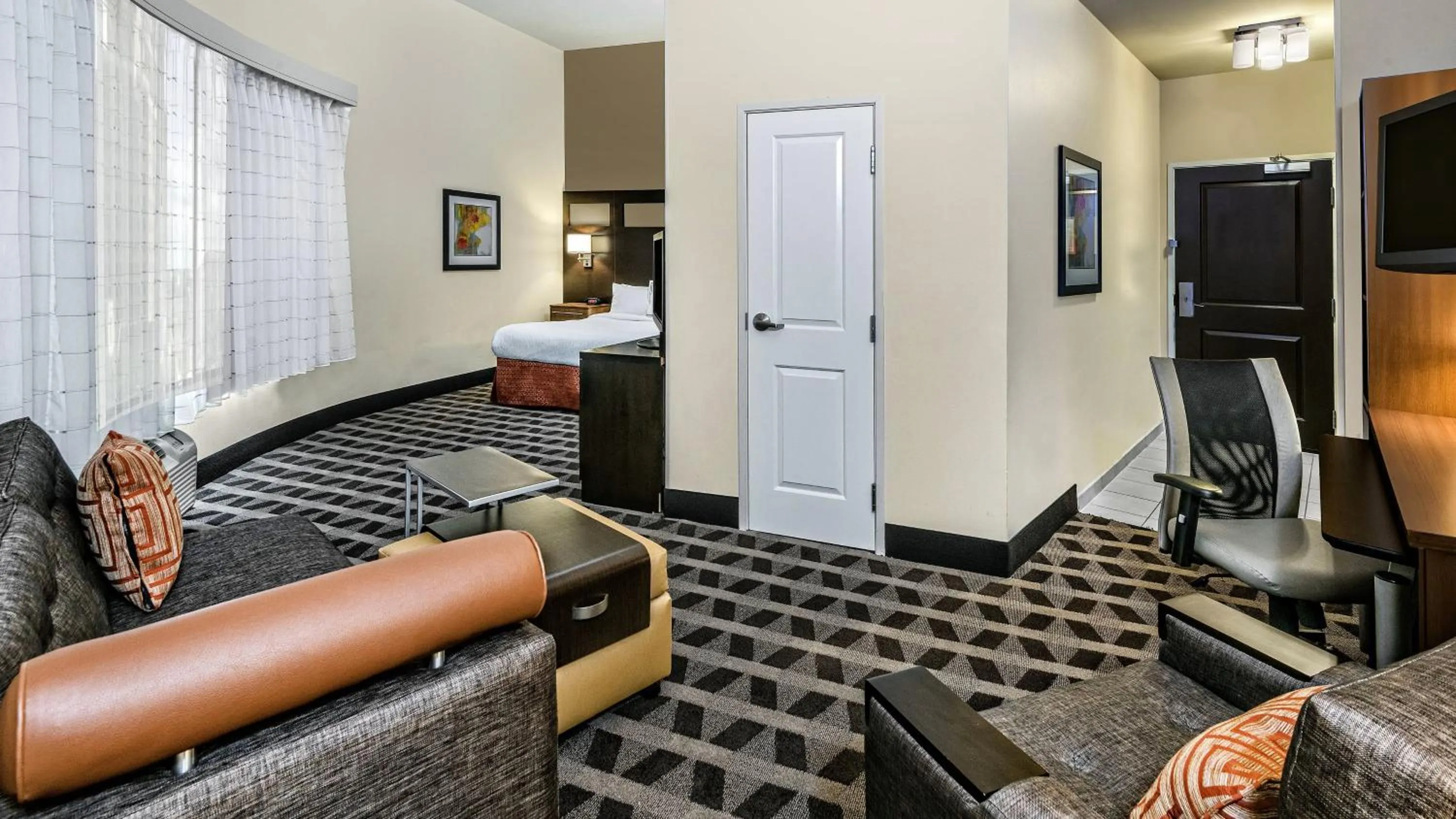 Bed in TownePlace Suites by Marriott San Antonio Downtown Riverwalk