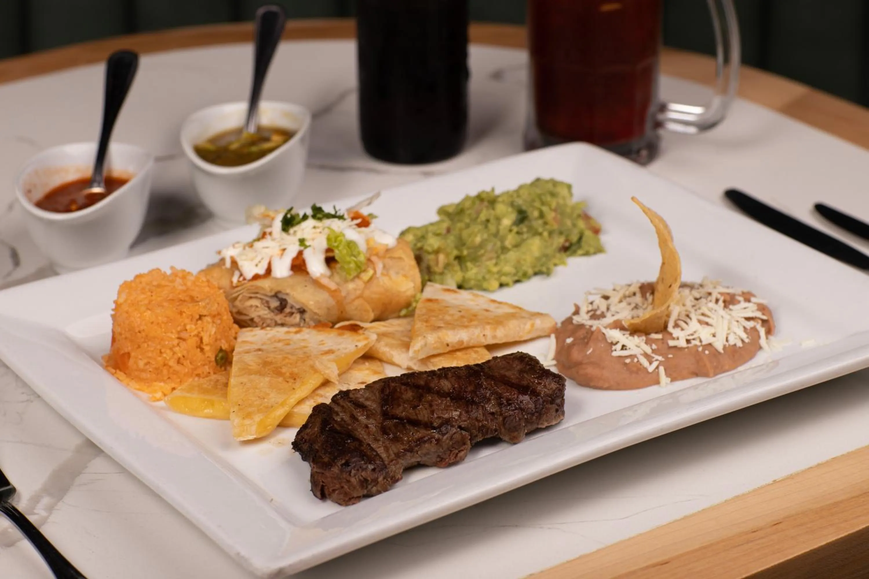 Restaurant/places to eat in Pueblo Amigo Hotel Plaza y Casino