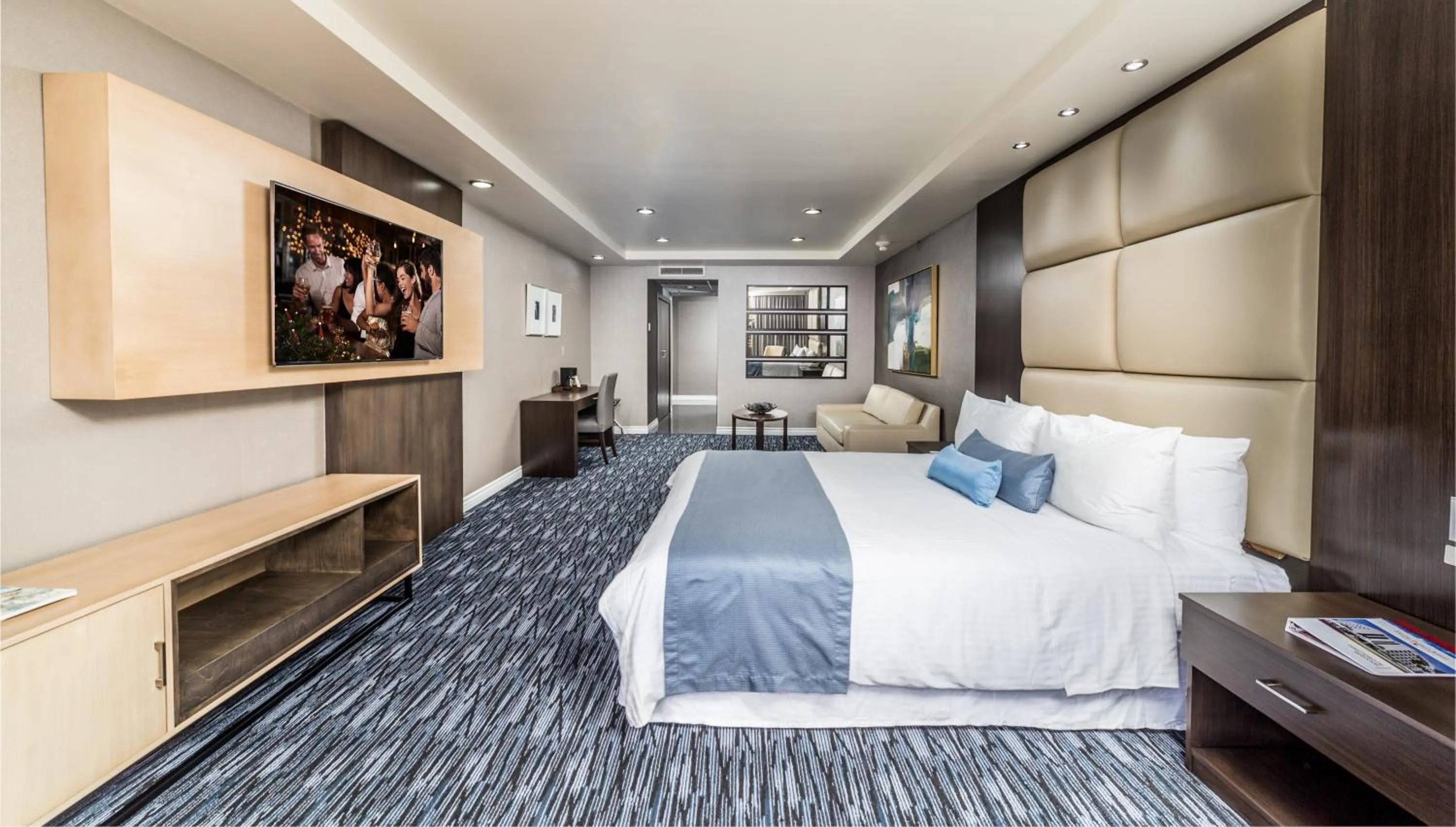 Bed in Pueblo Amigo Hotel Plaza y Casino