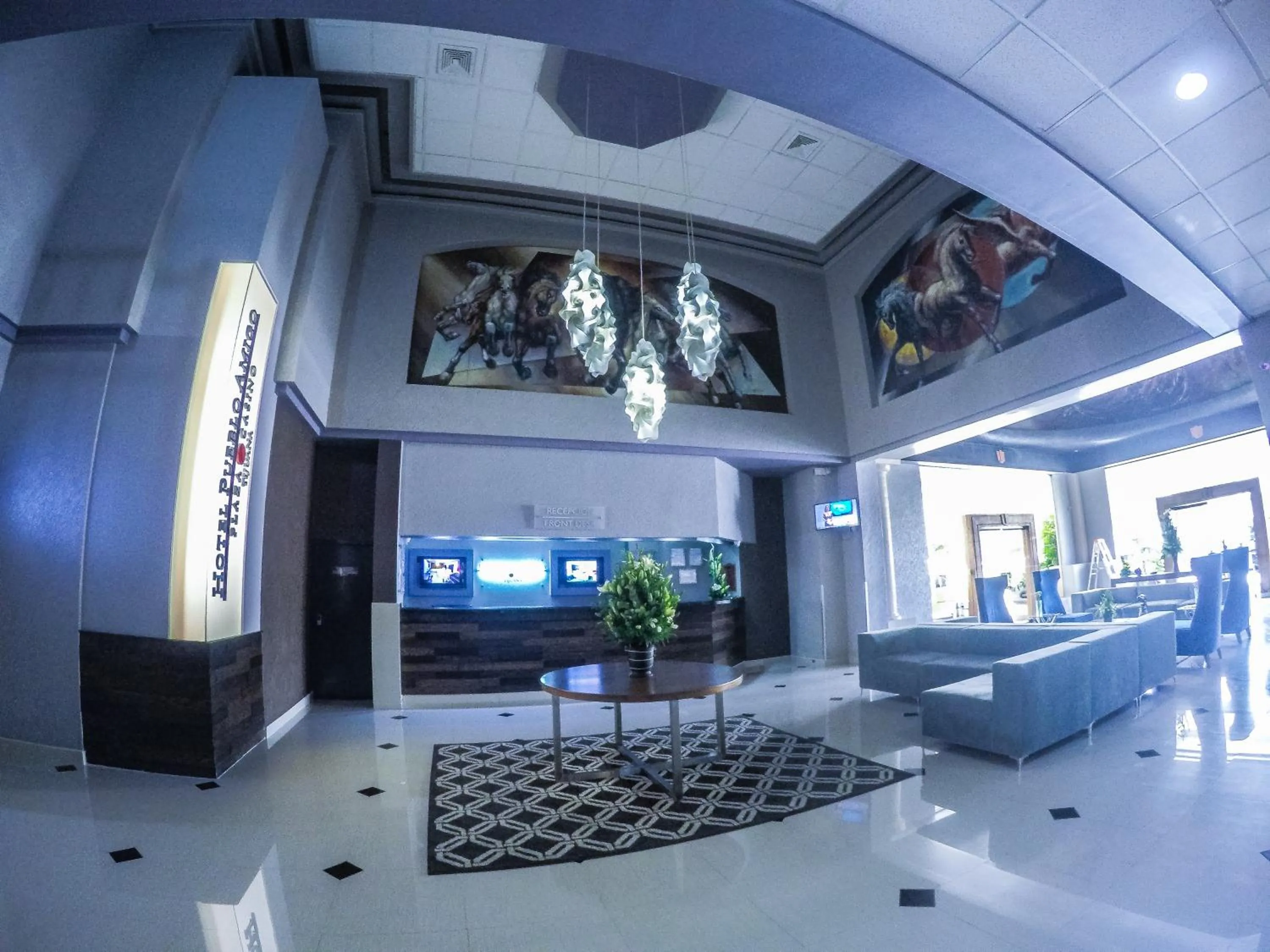 Lobby or reception in Pueblo Amigo Hotel Plaza y Casino