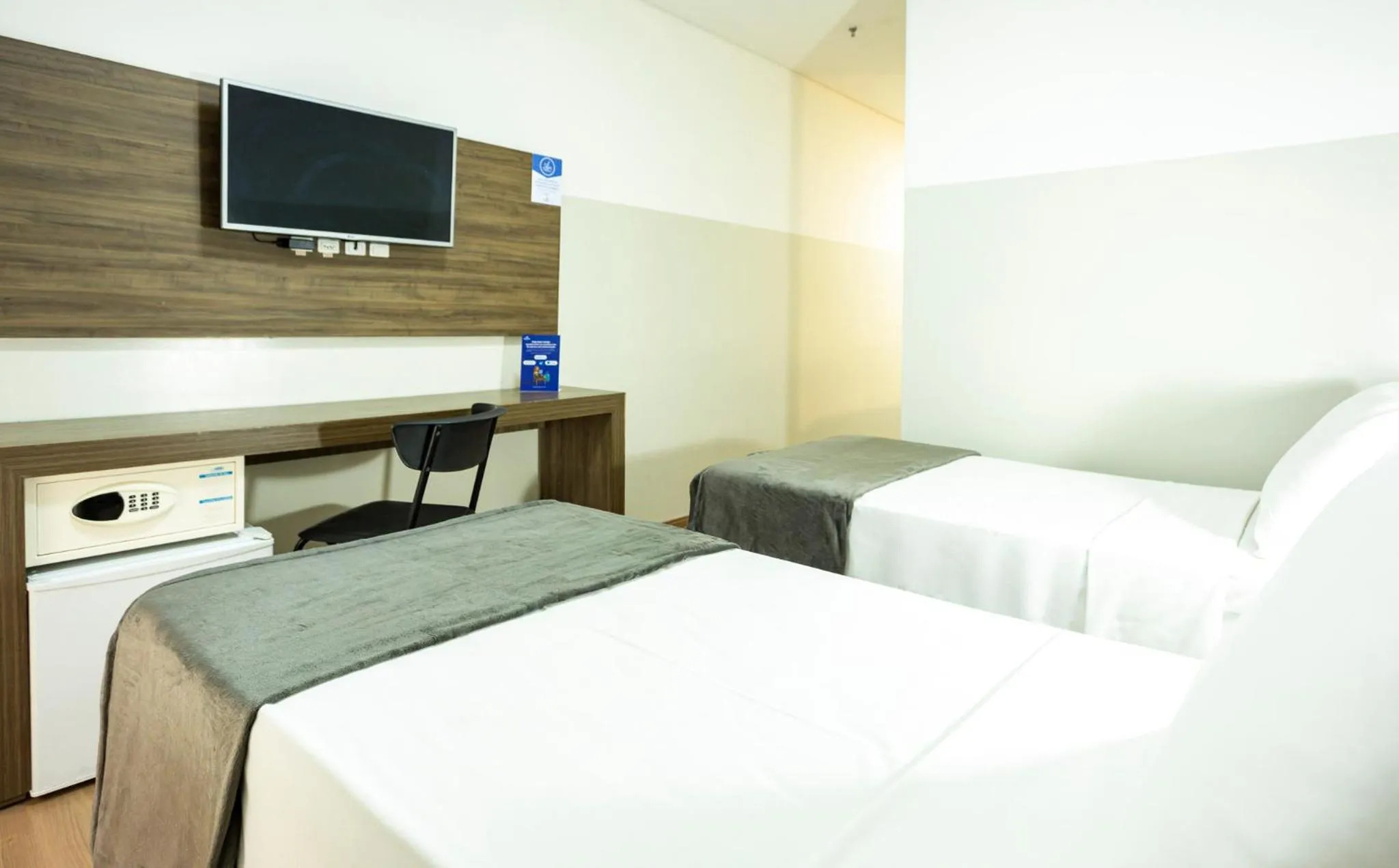 TV and multimedia, Bed in Travel Inn Express Hotels Brás