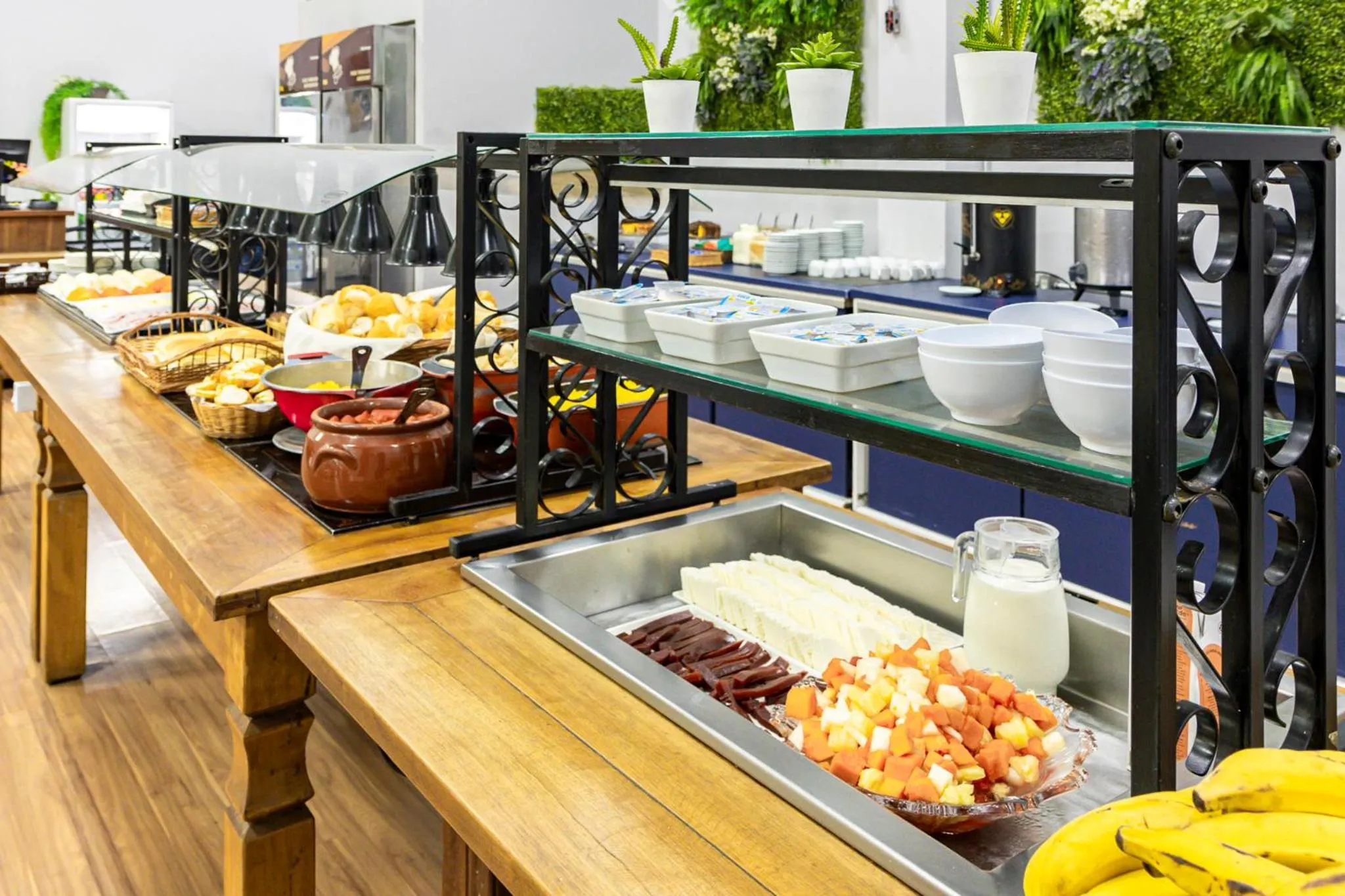 Breakfast in Travel Inn Express Hotels Brás