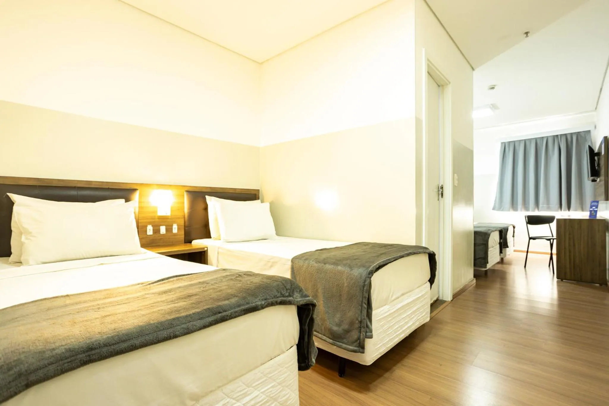 Bed in Travel Inn Express Hotels Brás