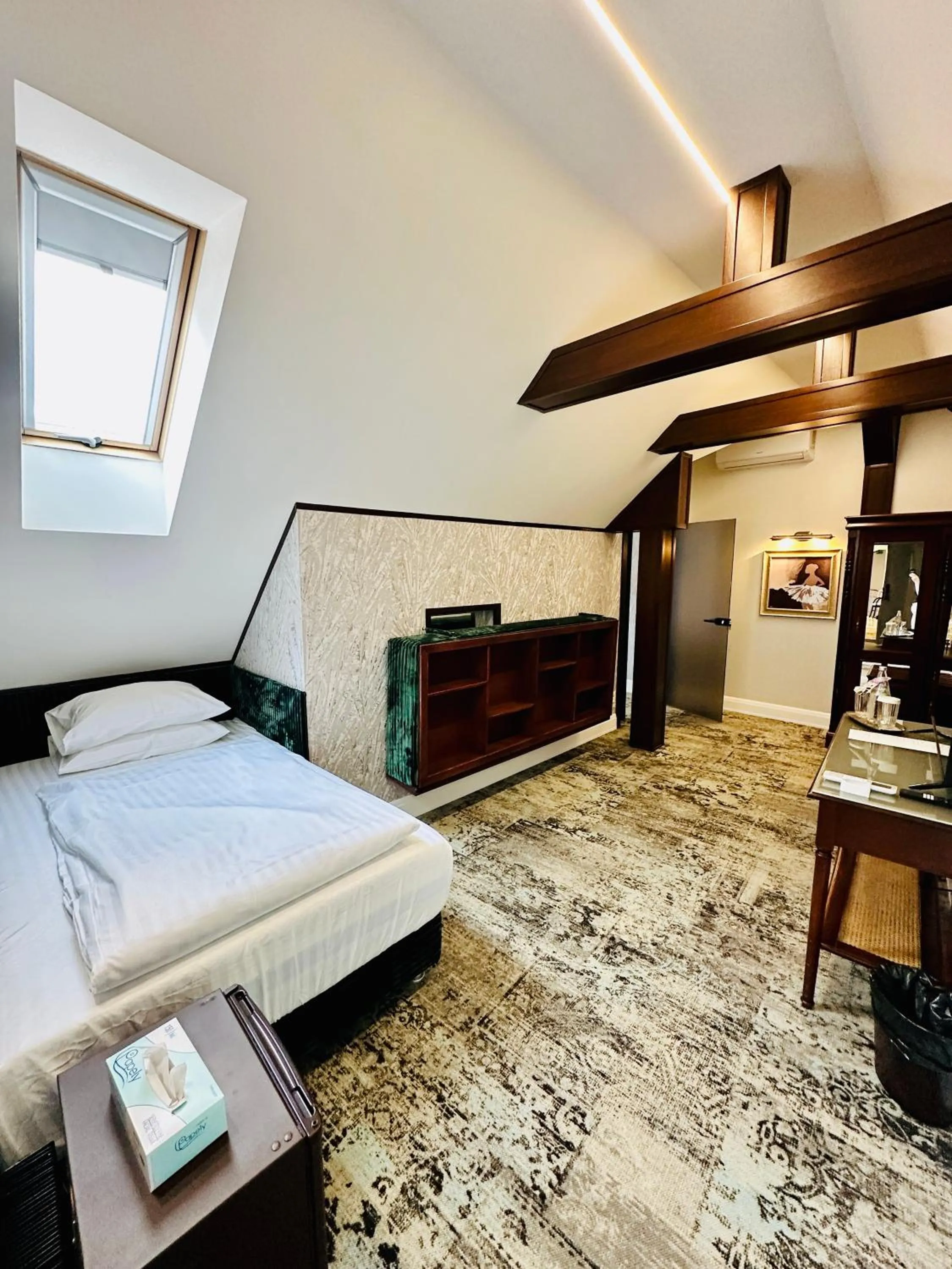 Bed in Villa & Restaurant Levoslav House