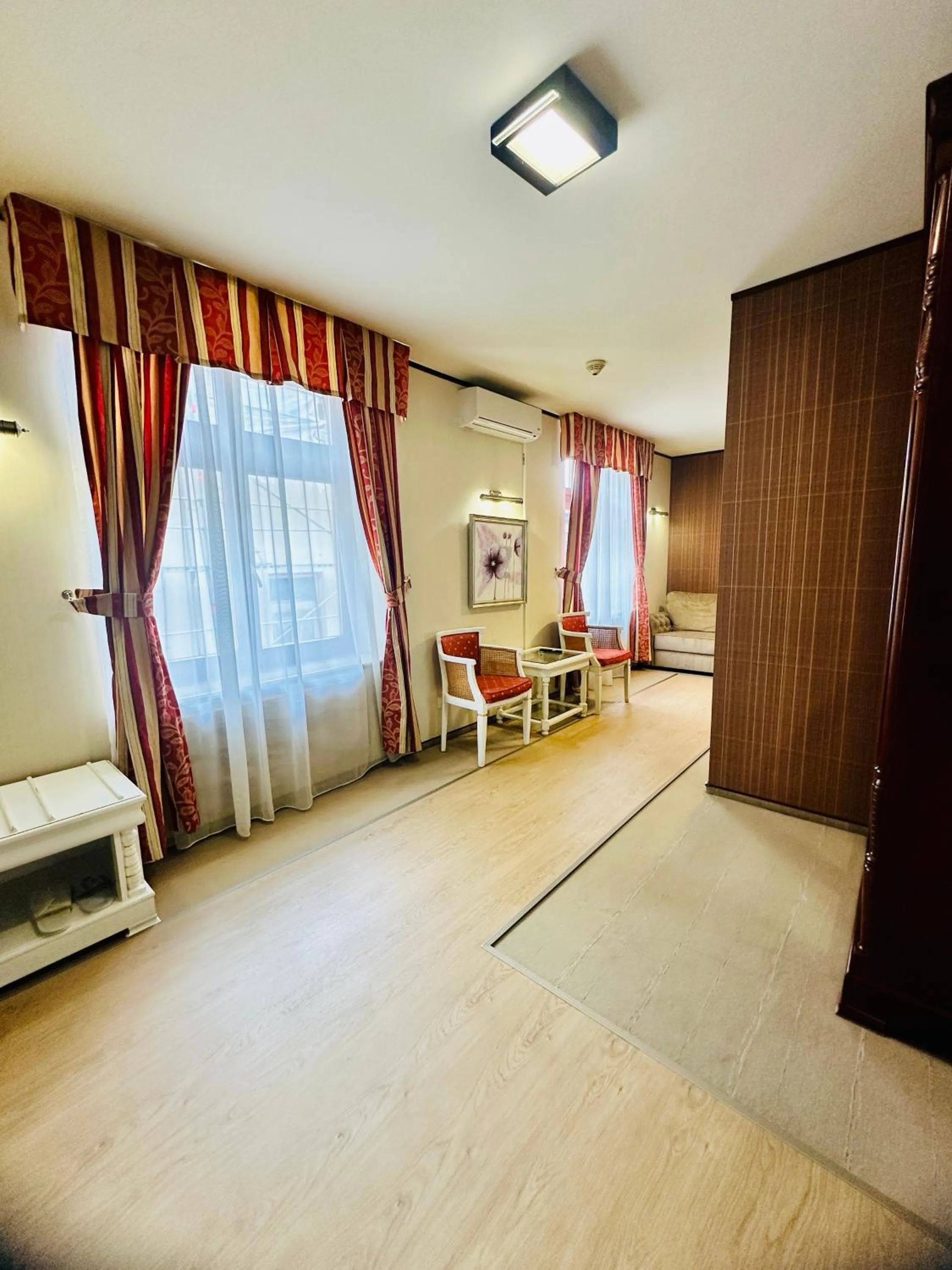 TV and multimedia, Bed in Villa & Restaurant Levoslav House