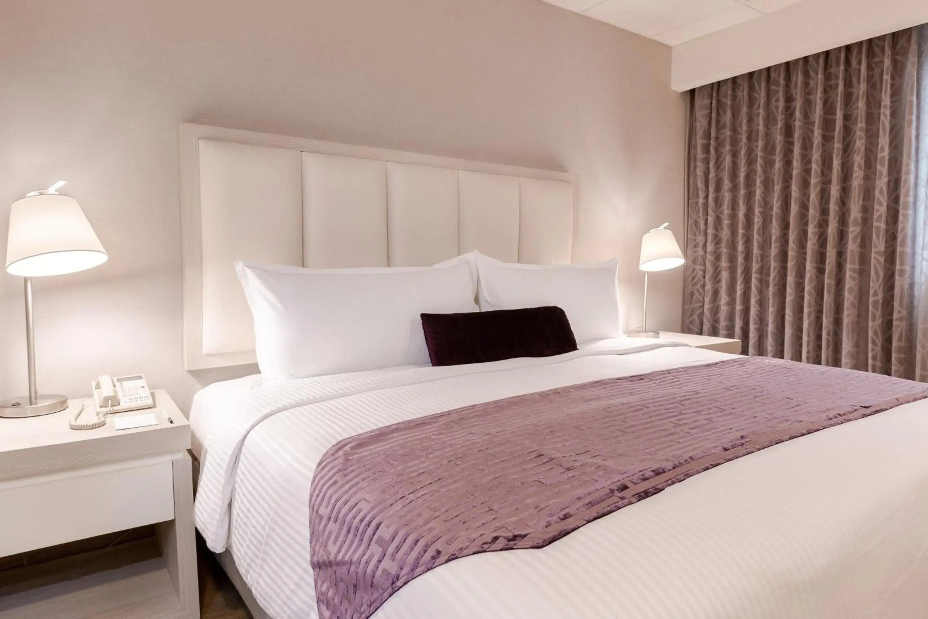 Deluxe King Room in Antaris Galerias Deluxe King Room in Antaris Galerias